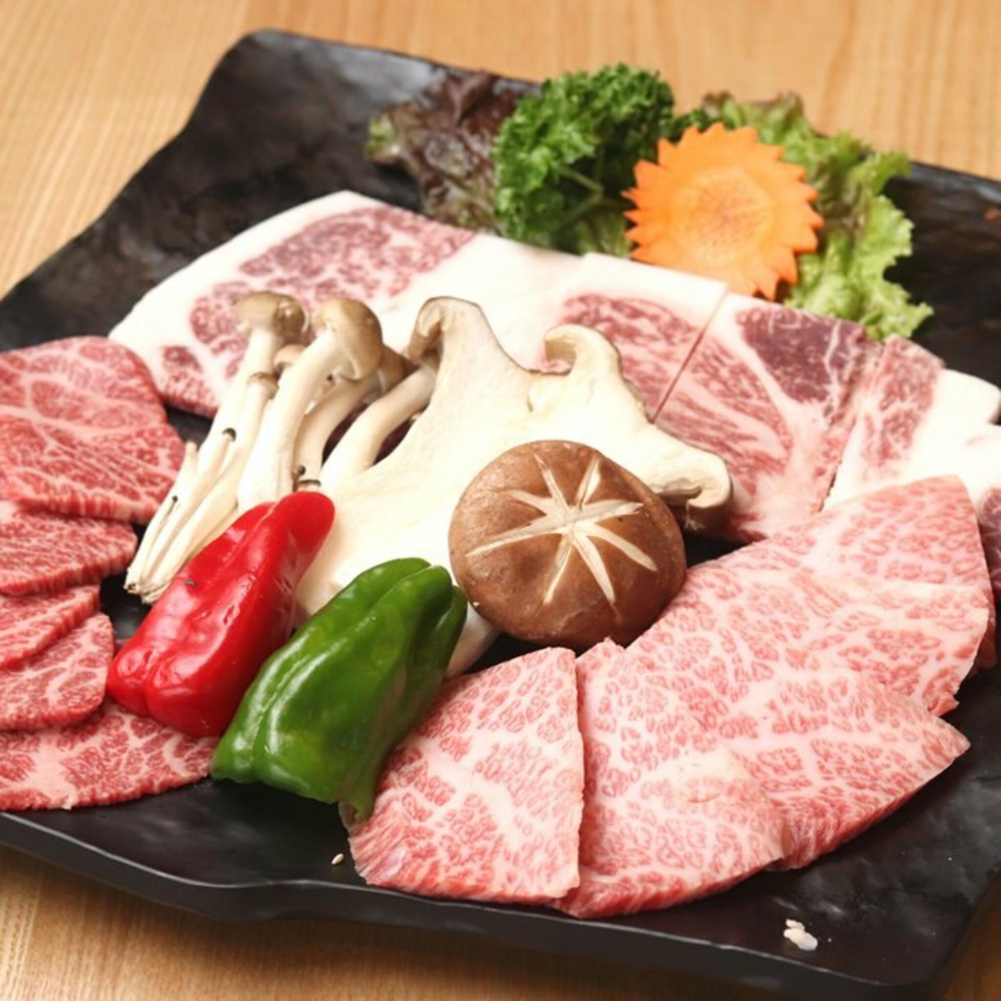 韓国 焼肉 YakuYaku食堂の代表写真1