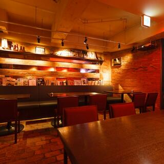 Pub＆Cafe Kanayama80'sの写真6