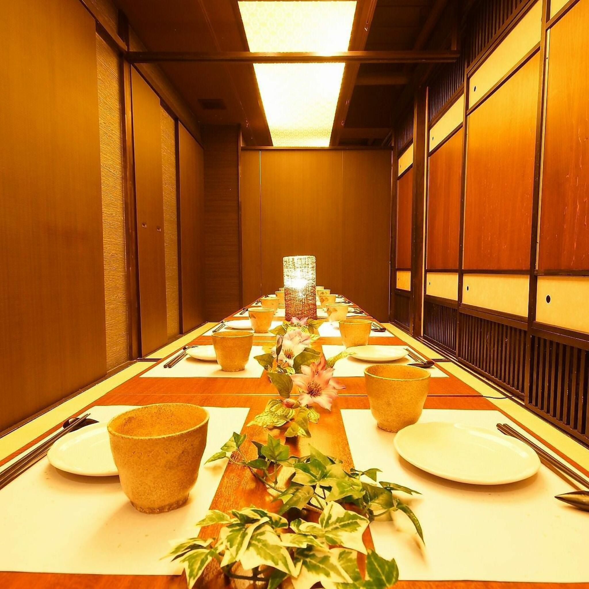 個室 活イカと炭火焼 九州料理 羽根屋 京都西院店の代表写真2