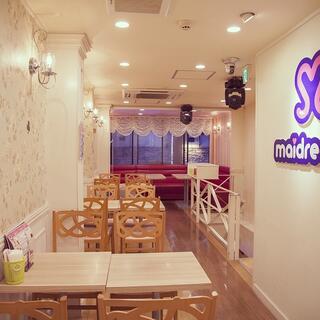 メイドカフェ＆バー めいどりーみん 新宿 東口店の写真9