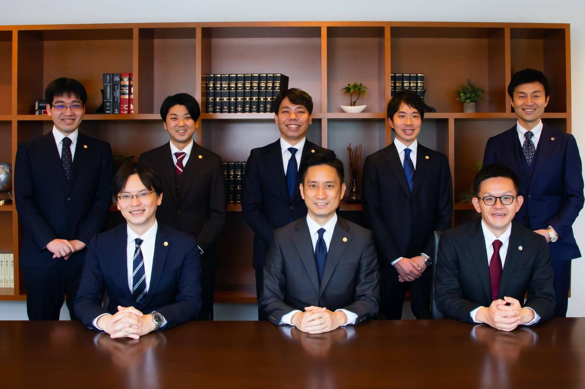 アトム法律事務所弁護士法人福岡支部の代表写真1