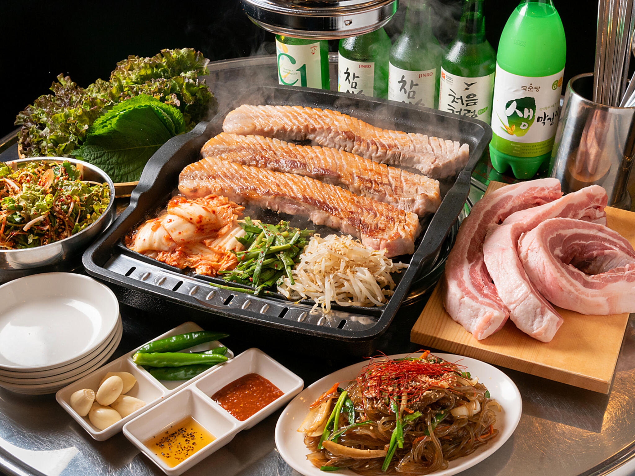 本場 韓国食堂 豚の貯金箱の代表写真4