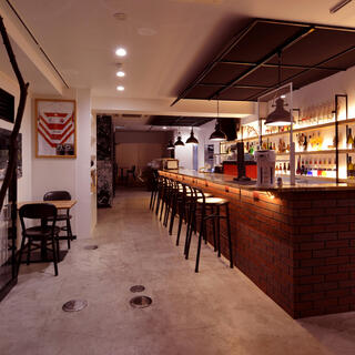 Cafe＆Bar Grill MANUKAの写真2