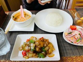 タイ料理ぺっぽいのクチコミ写真2