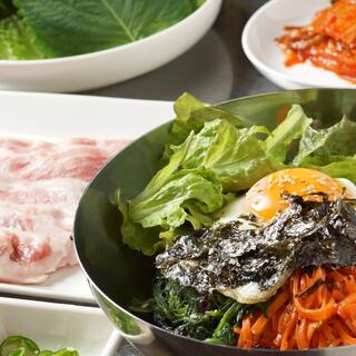 韓国料理韓豚の写真3