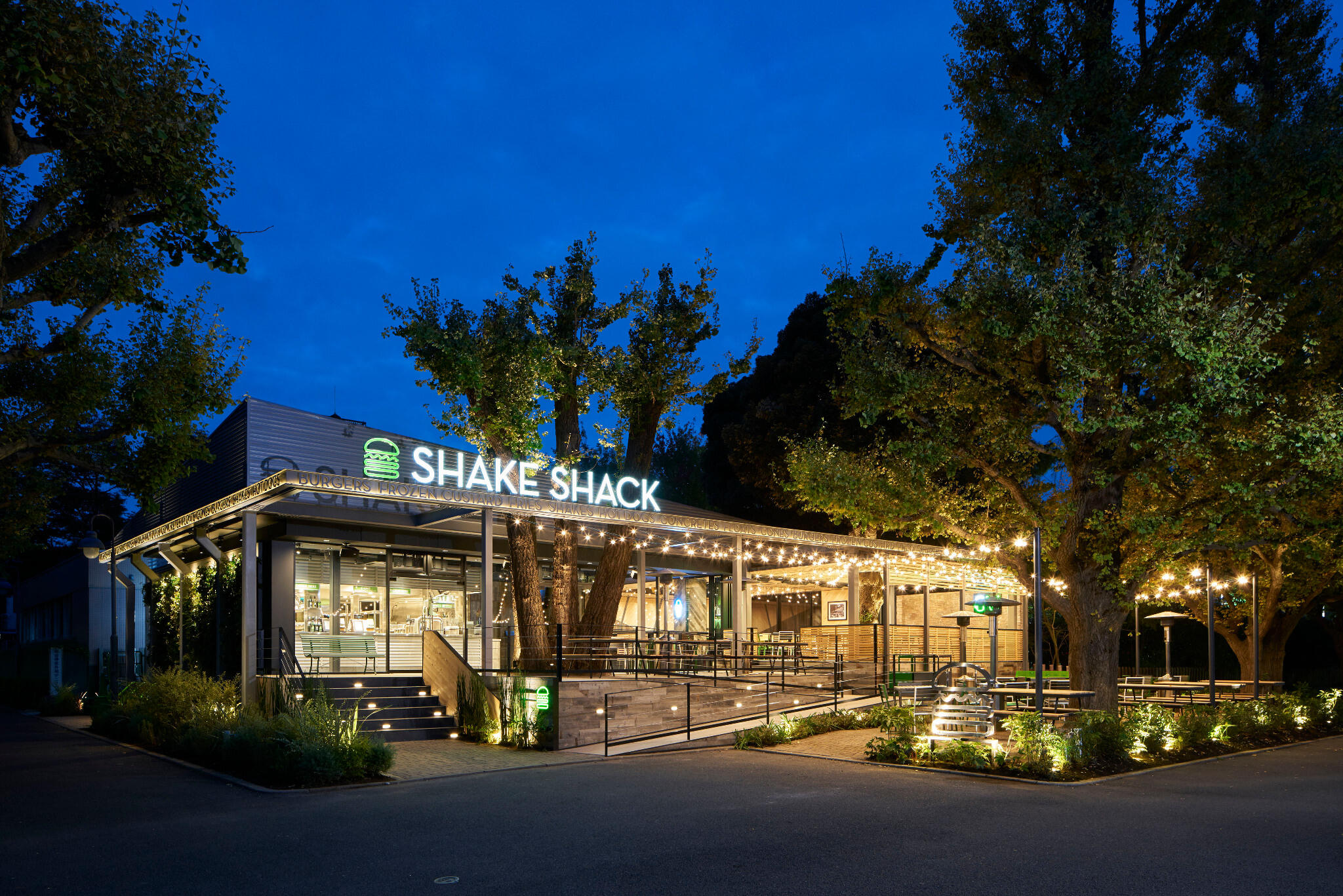 Shake Shack 外苑いちょう並木の代表写真10