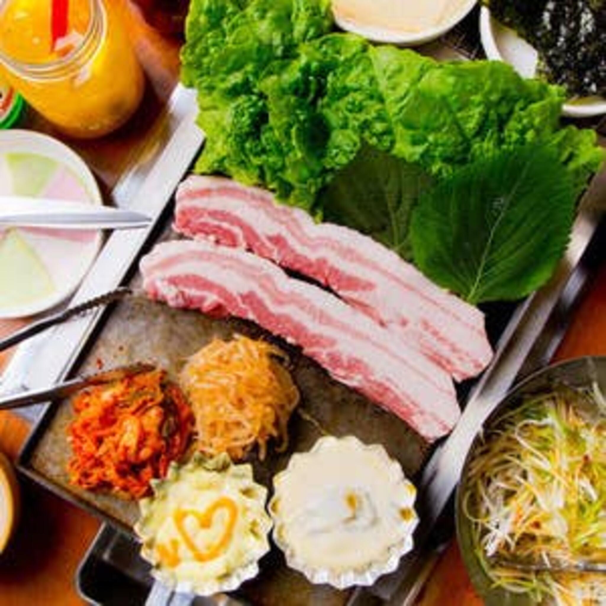 チーズとお肉の韓国料理 ベジテジや 栄店の代表写真8