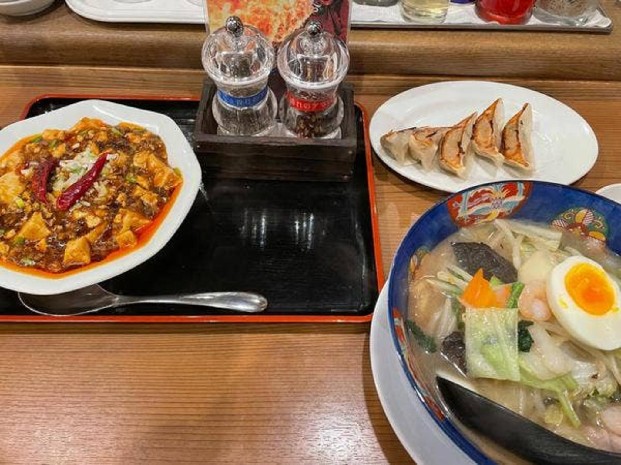 中華食堂コウチン 平田店の代表写真4
