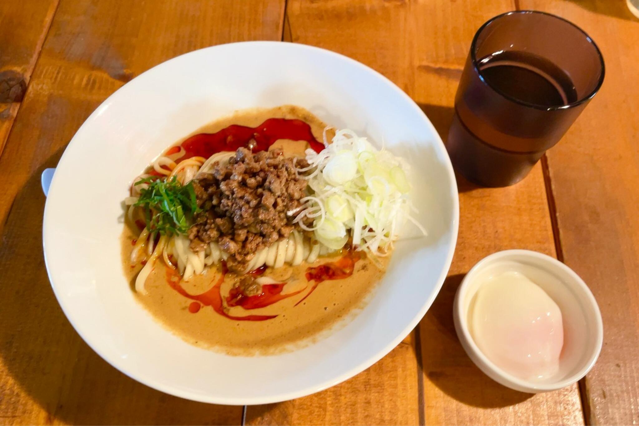 浴びるほど食べたい担々麺 shiro to kuro - 加古川市平岡町新在家/ラーメン店 | Yahoo!マップ