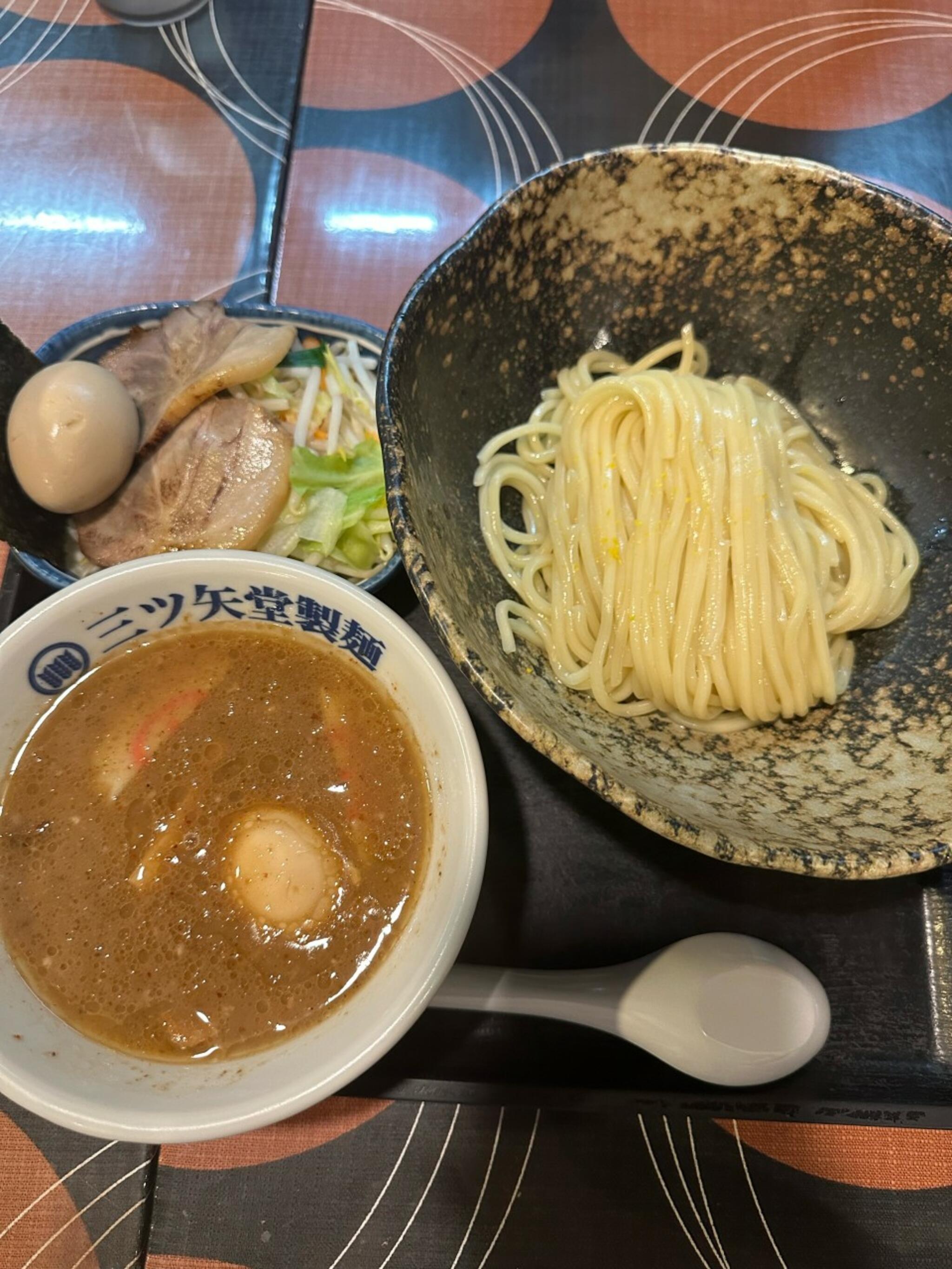 三ツ矢堂製麺 狛江店の代表写真4