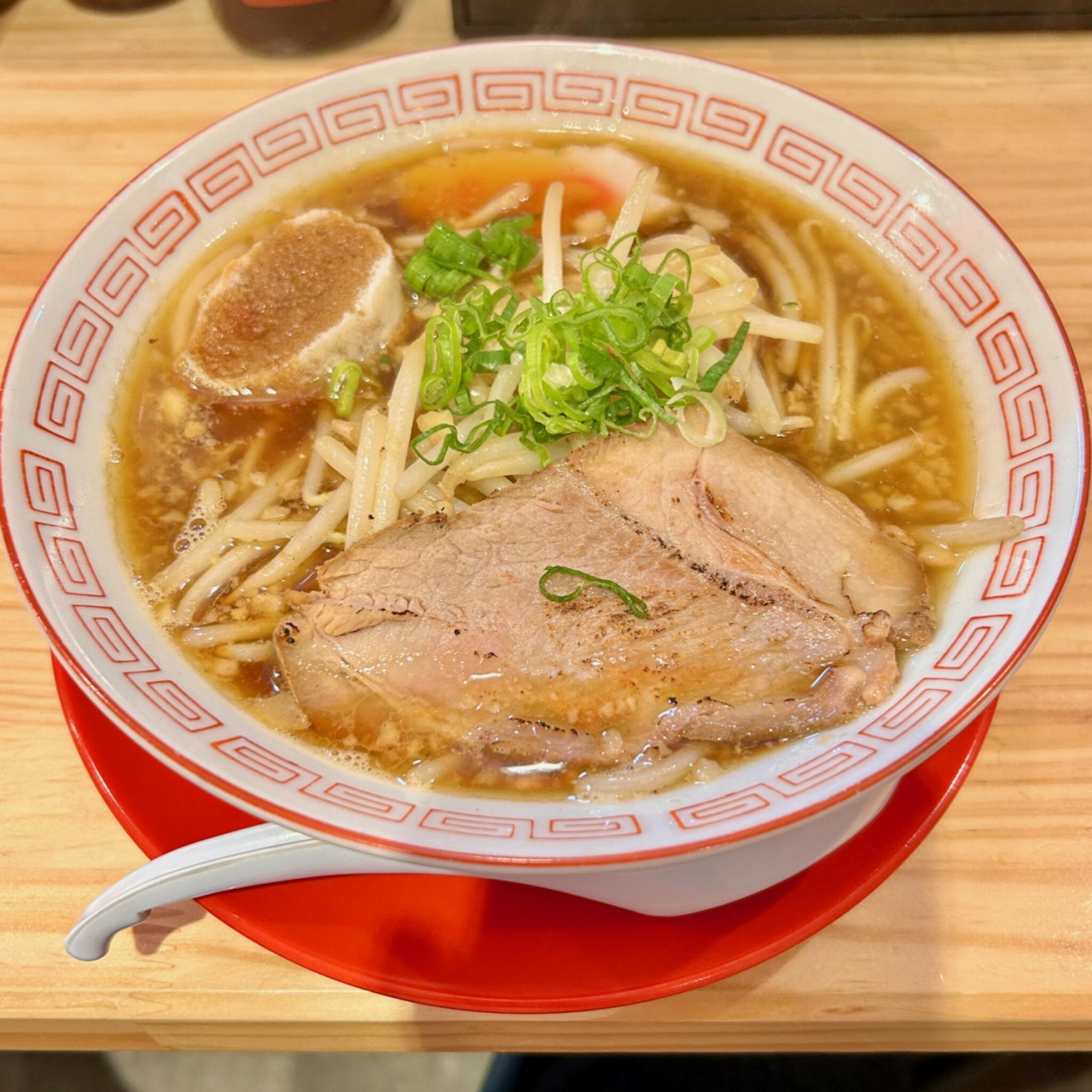 町中華屋台 飯田の代表写真1