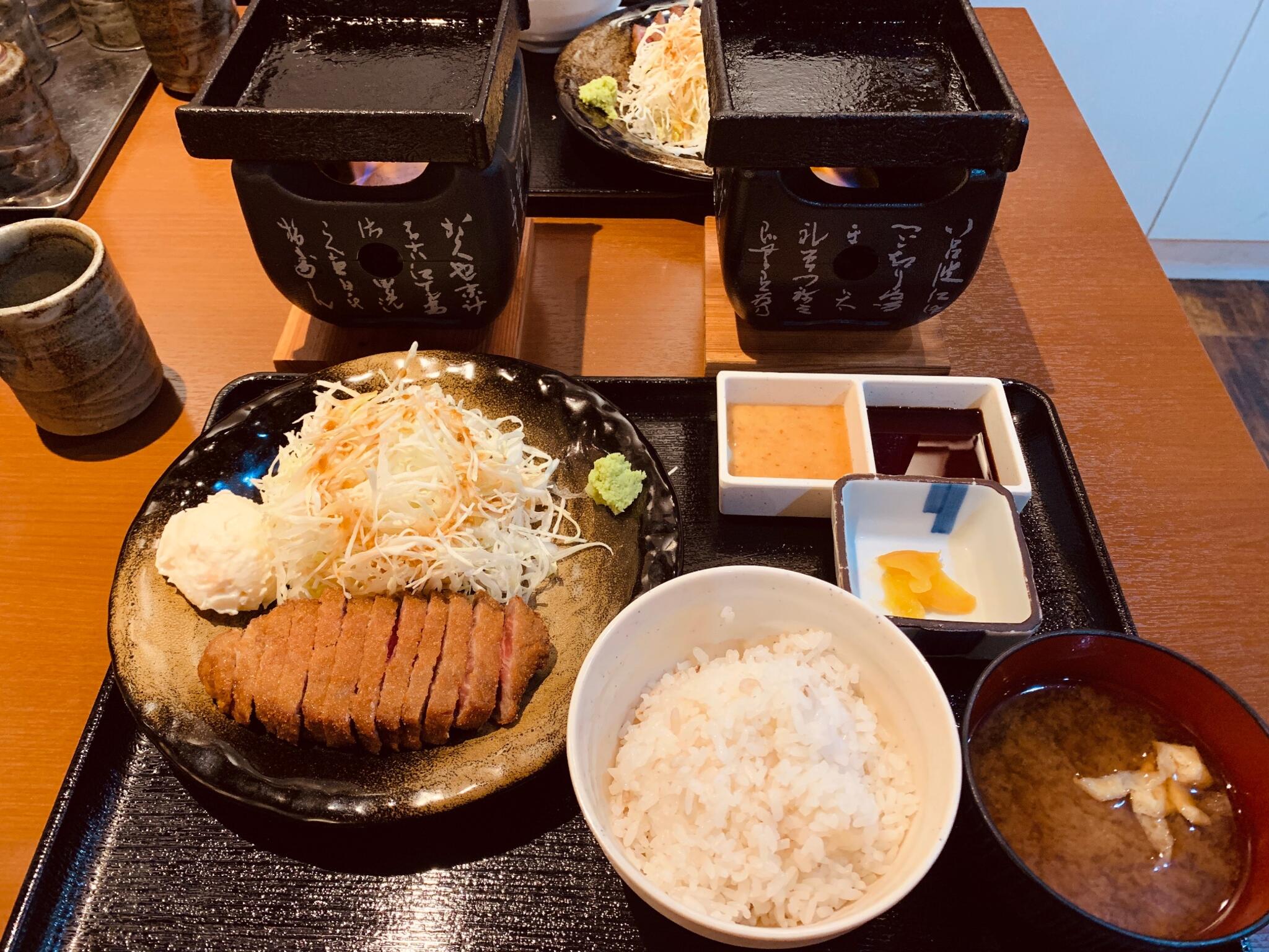 牛かつ 冨田>