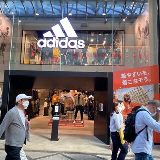 adidas 時計 店舗 安い 大阪