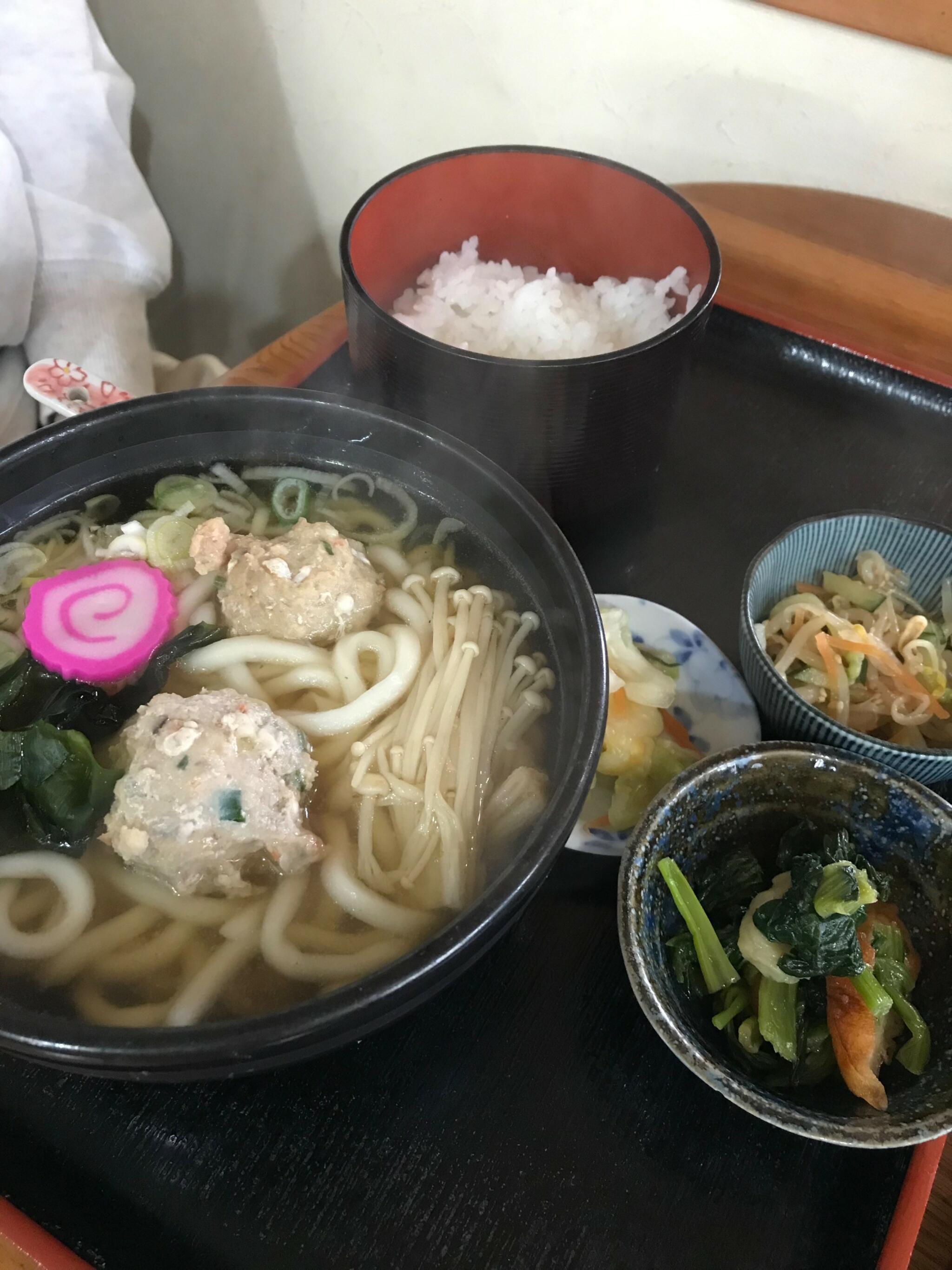 かよさん - 札幌市豊平区月寒東五条/うどん店 | Yahoo!マップ