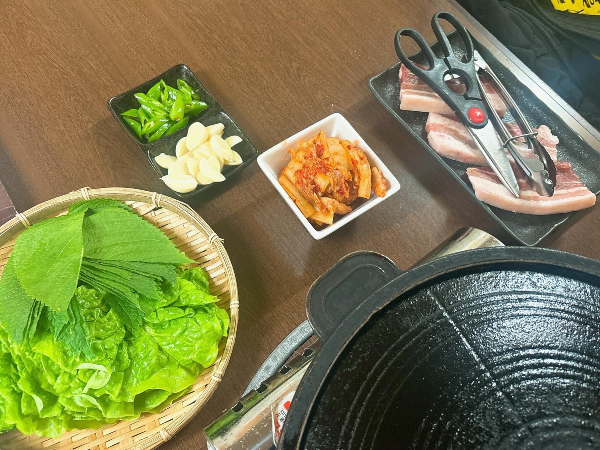 韓国料理居酒屋 ちんぐの代表写真5