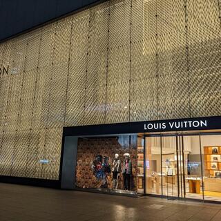 クチコミ : LOUIS VUITTON ナゴヤ ミッドランド スクエア店 - 名古屋市中村区名駅/ハイブランド | Yahoo!マップ