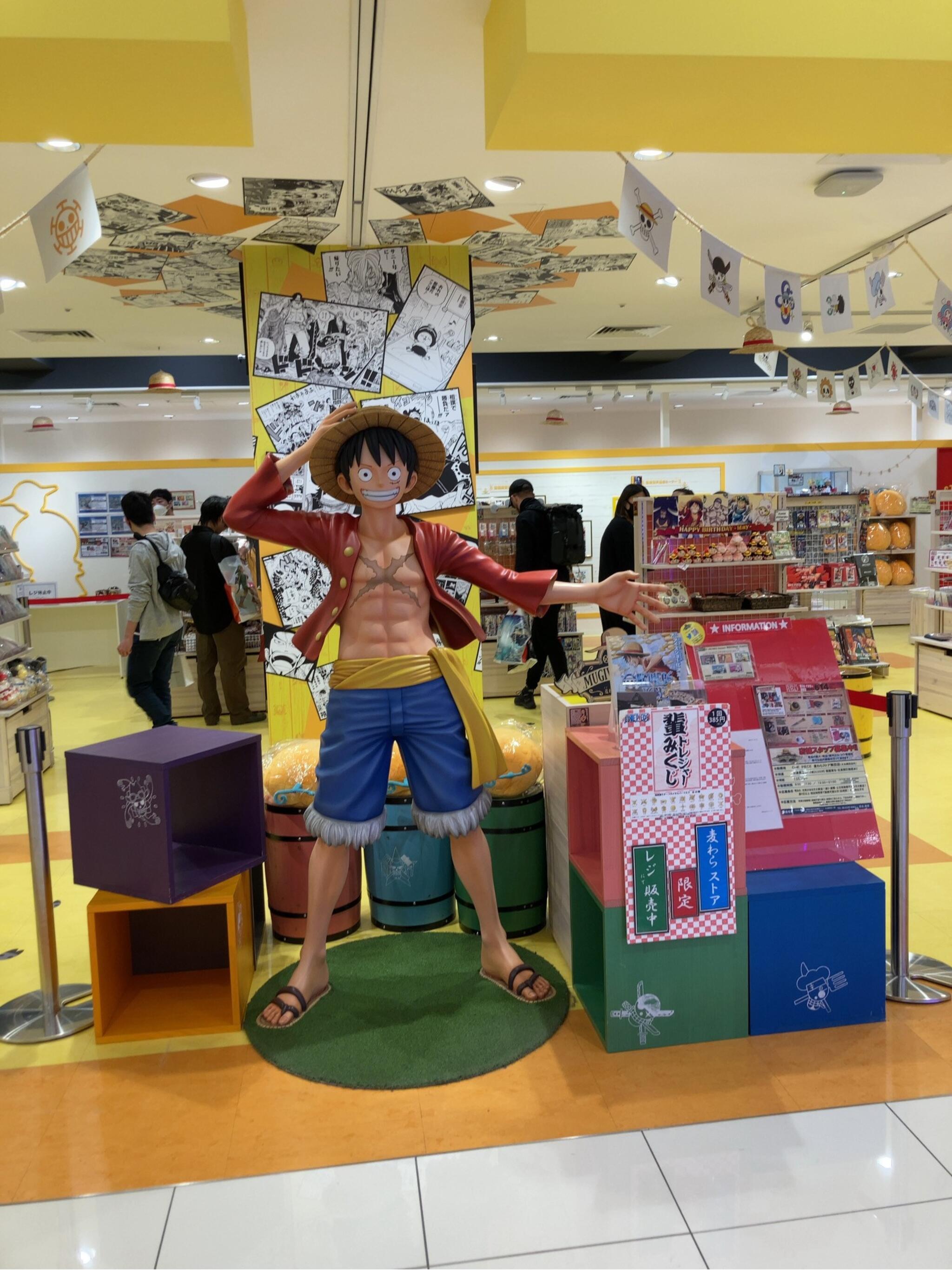 ONE PIECE 麦わらストア 梅田店 - 大阪市北区大深町/キャラクターショップ | Yahoo!マップ