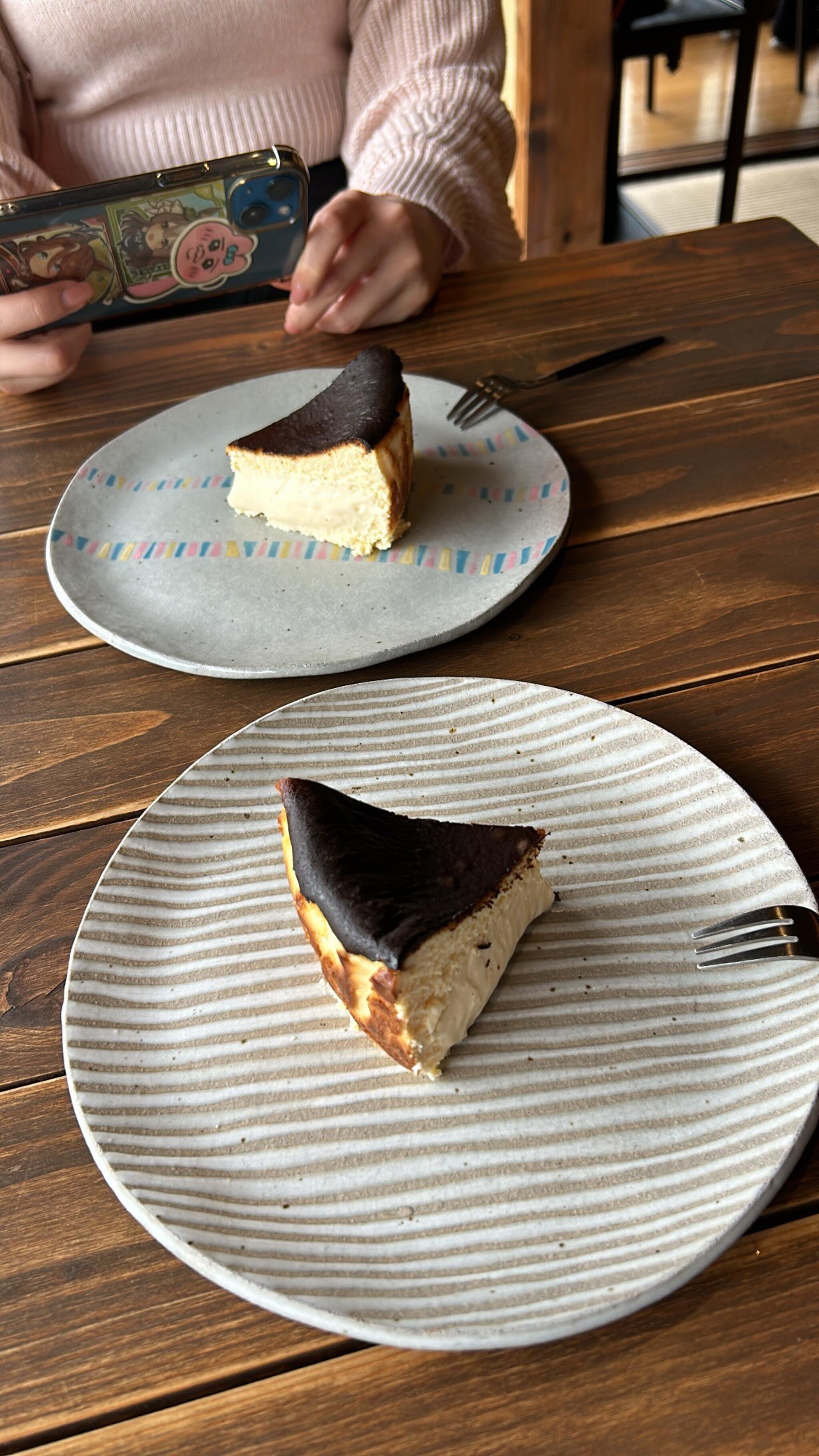 ふるさと納税 三原市 古民家カフェ&宿 むすび バスクチーズケーキ[5311-0299] 購入