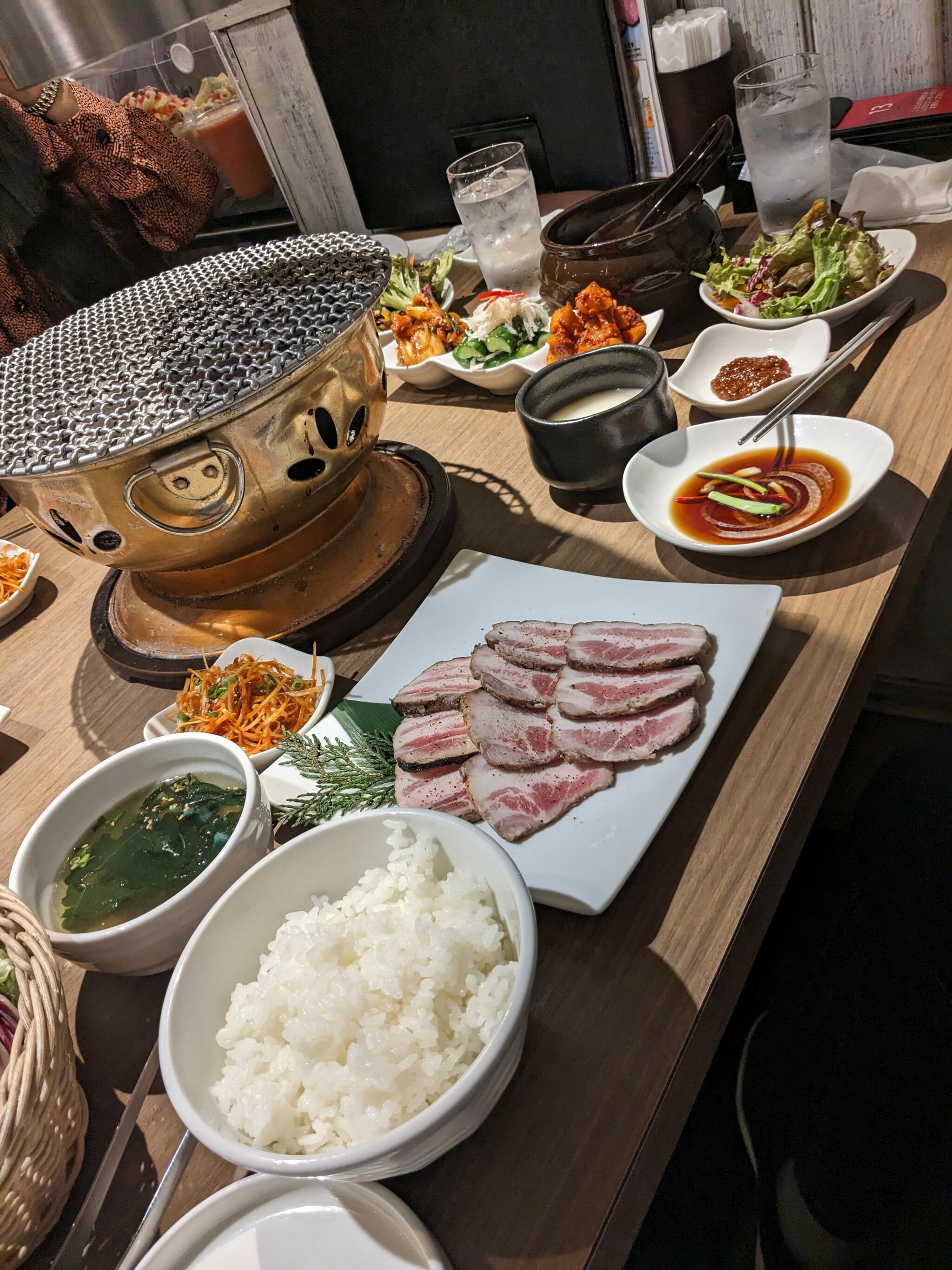 炭火焼肉・韓国料理 KollaBo (コラボ) 新大久保店の代表写真3