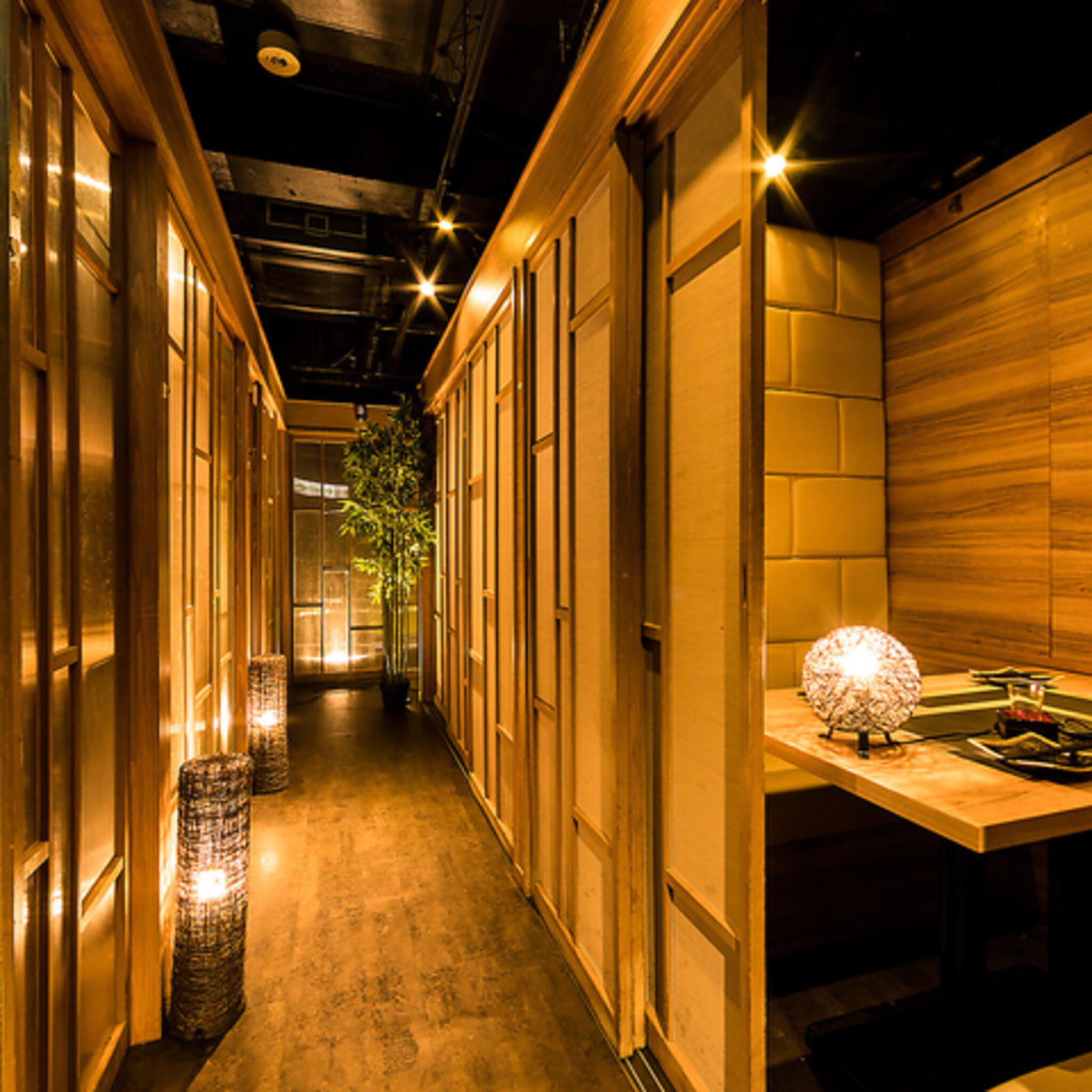 九州料理と完全個室 美味か 新宿店の代表写真2