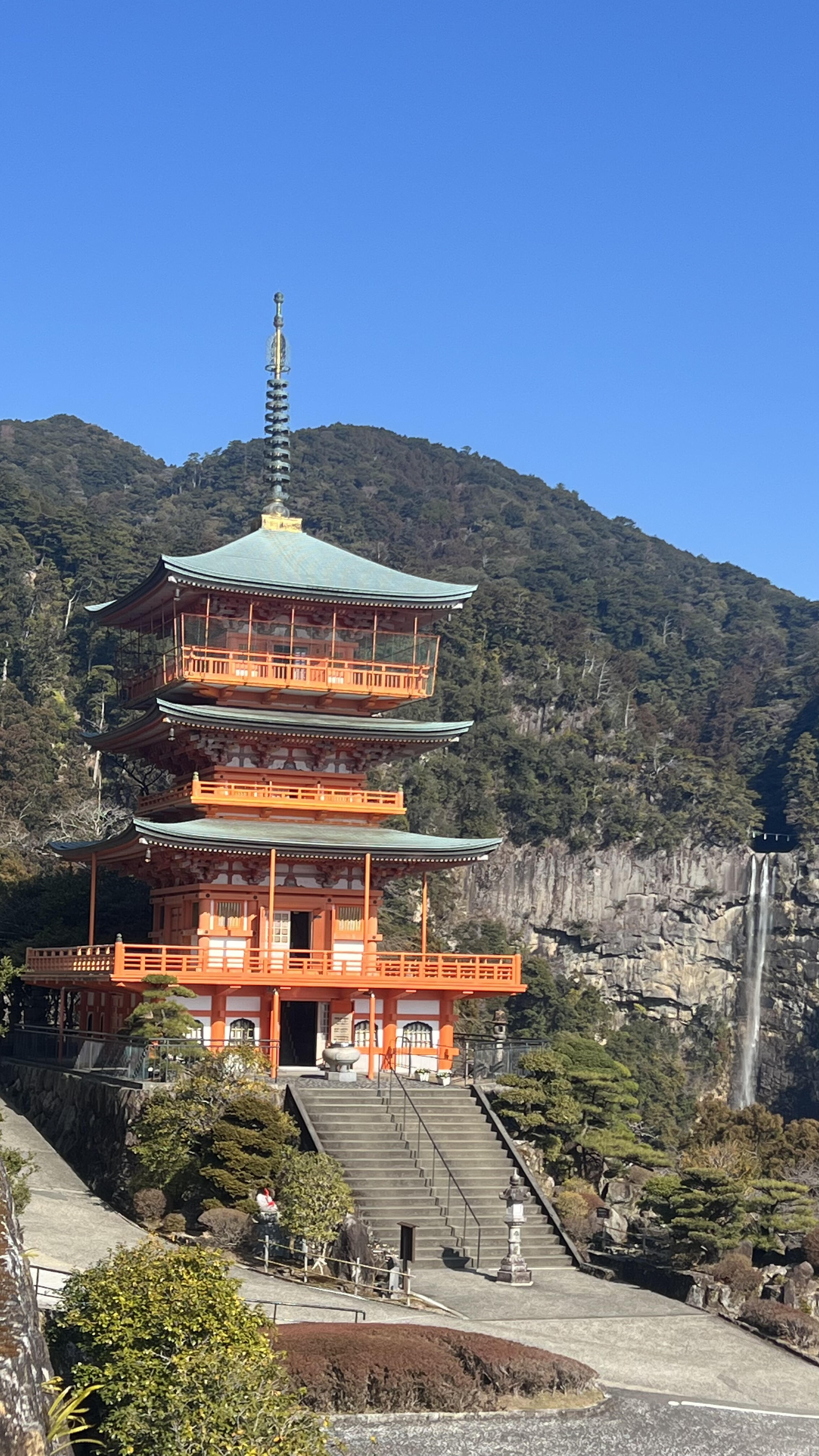 写真 : 熊野那智大社 - 東牟婁郡那智勝浦町大字那智山/神社 | Yahoo 