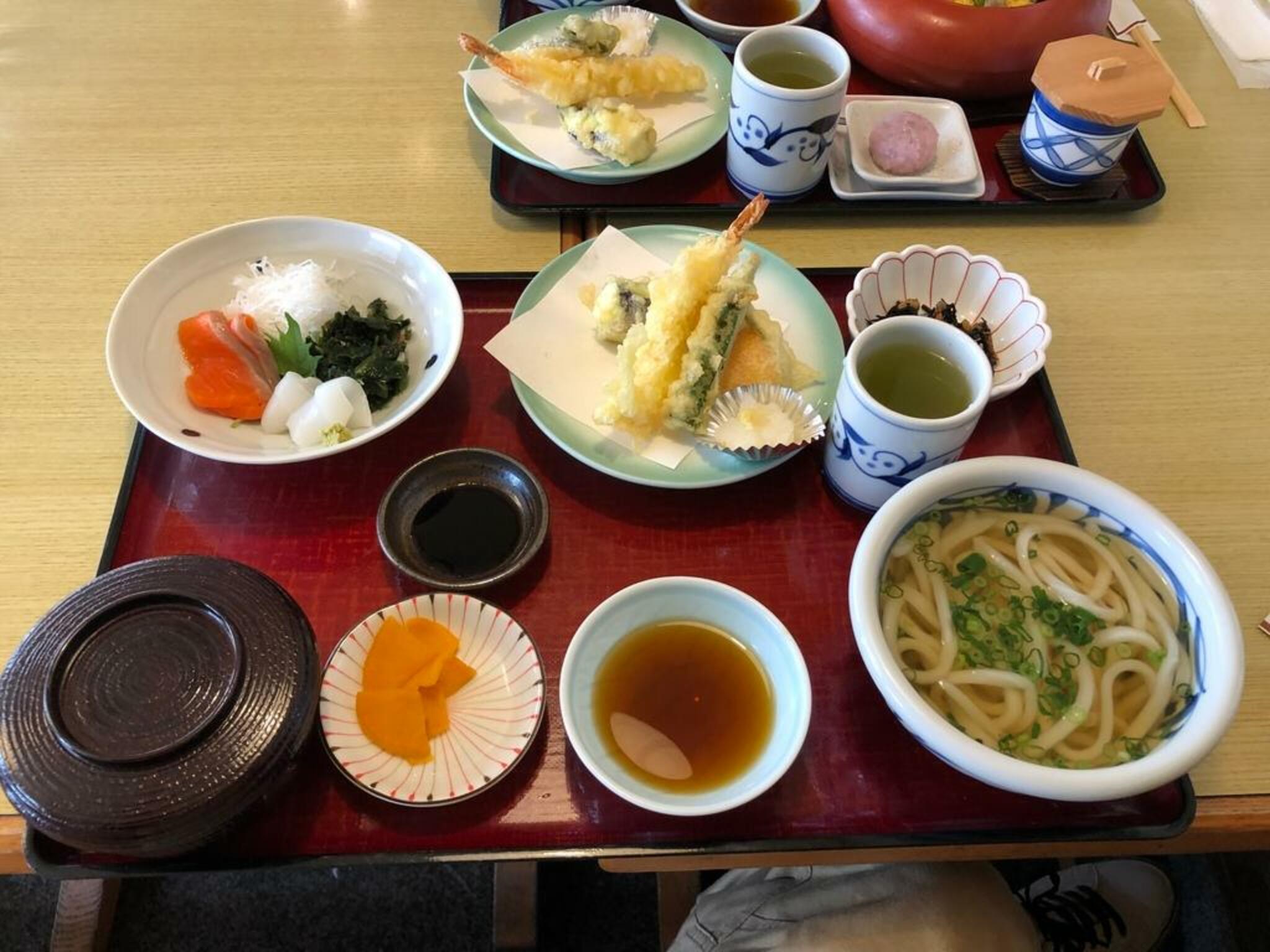 うどん茶屋北斗 砥部店の代表写真1