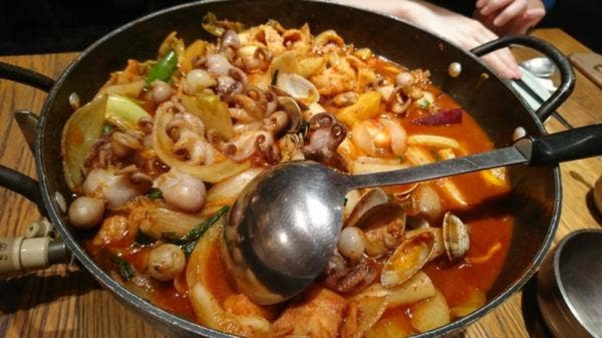 韓国鶏鍋 GOCHUの代表写真2