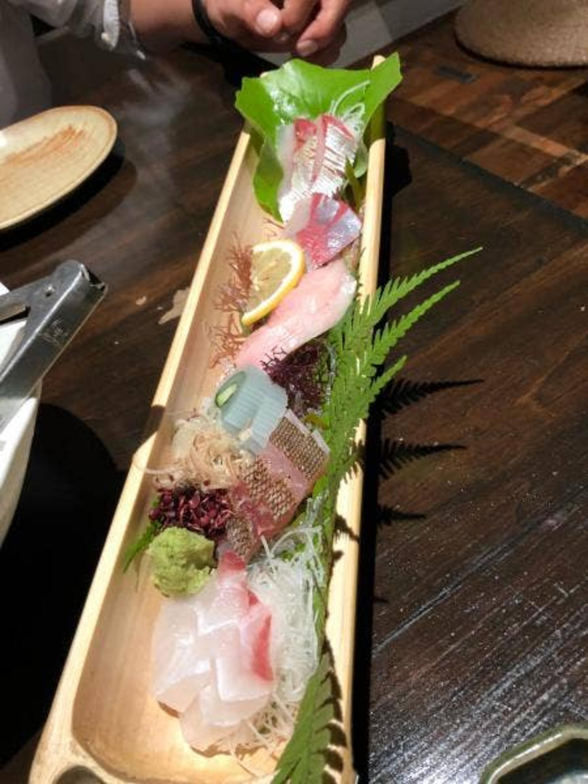酒家 魚肉菜 虹晴れの代表写真10