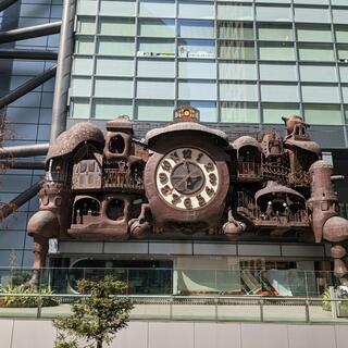 宮崎駿デザインの日テレ大時計の写真5