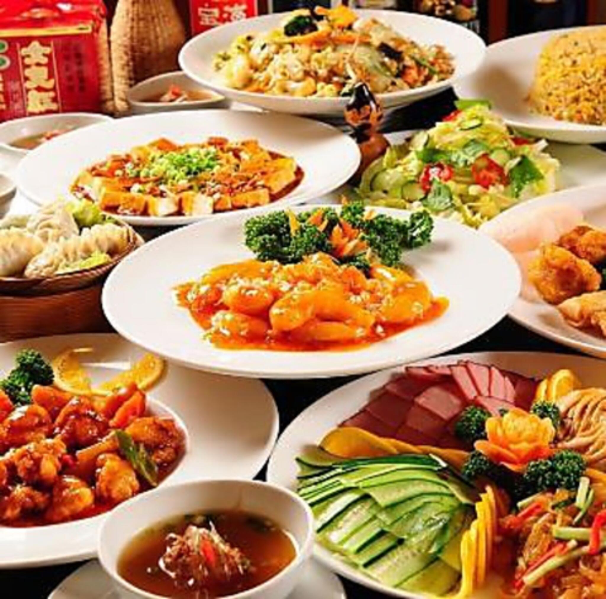 個室中華 食べ放題 香港美味楼 落合店の代表写真1