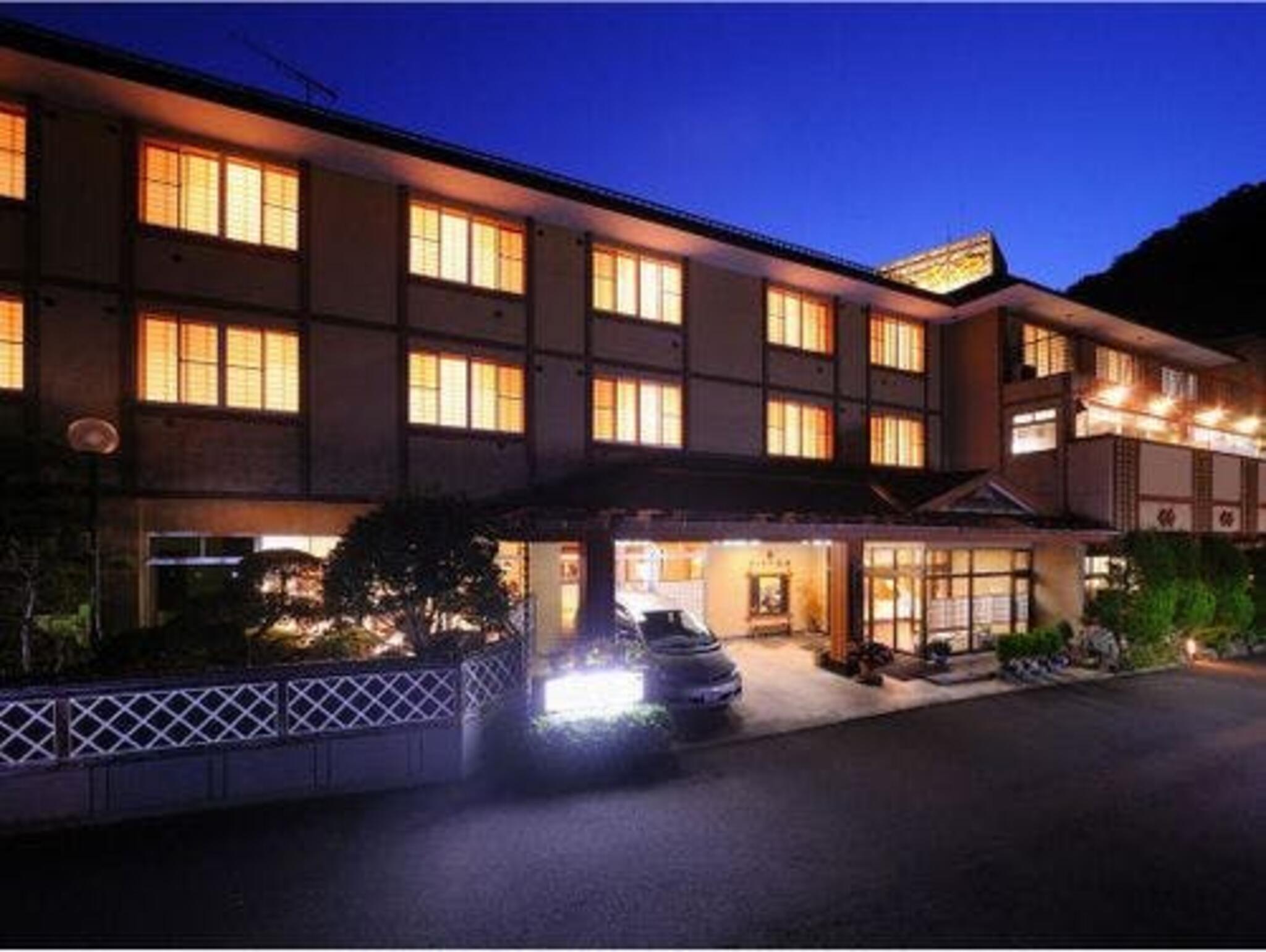 鎌先温泉すゞきや旅館の代表写真1
