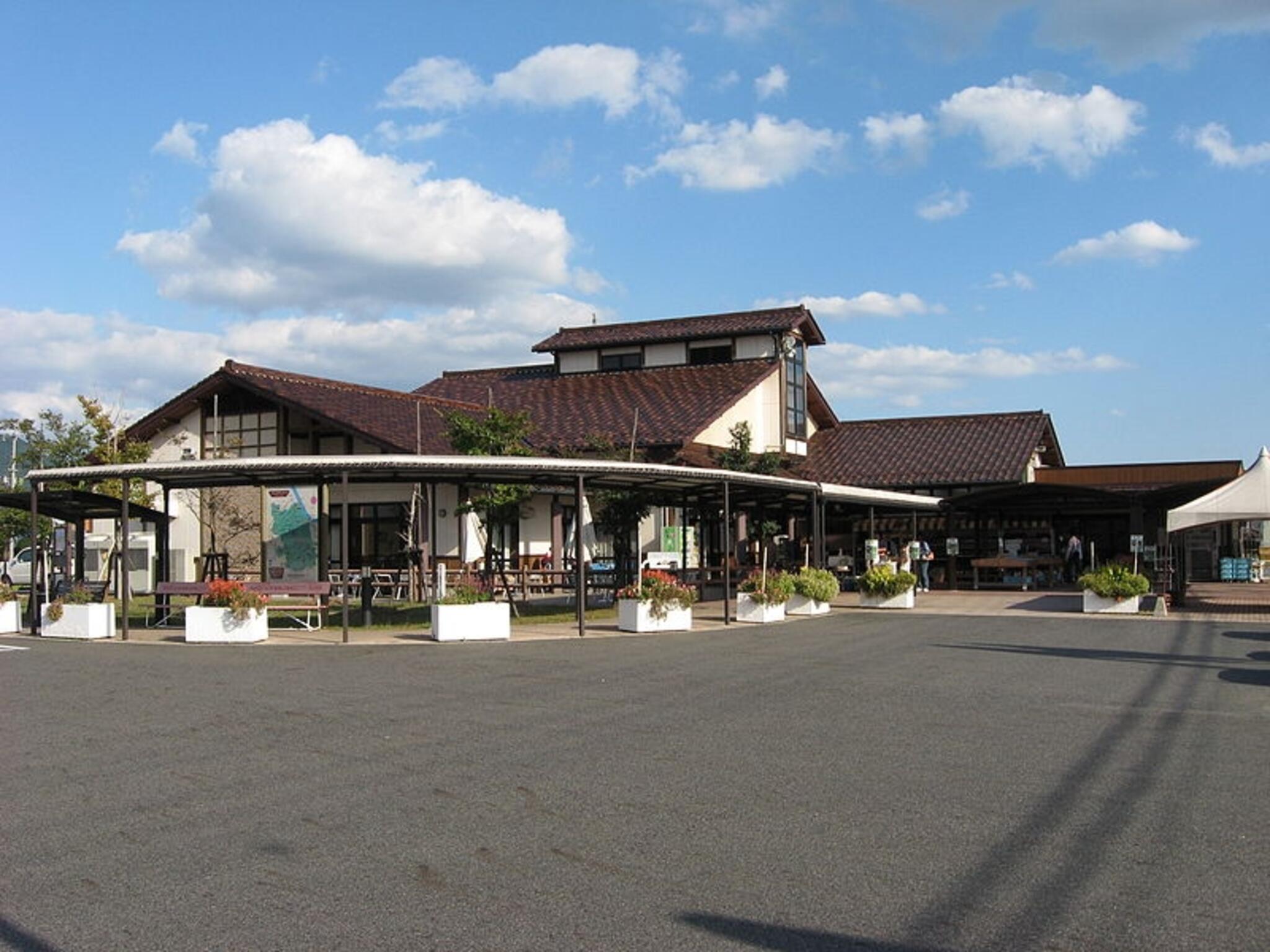 道の駅 アグリの郷栗東(関西広域連合域内直売所)の代表写真1