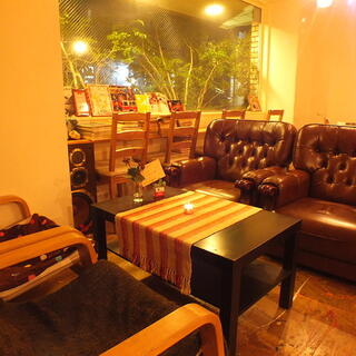 TREASURE RIVER book cafeの写真4