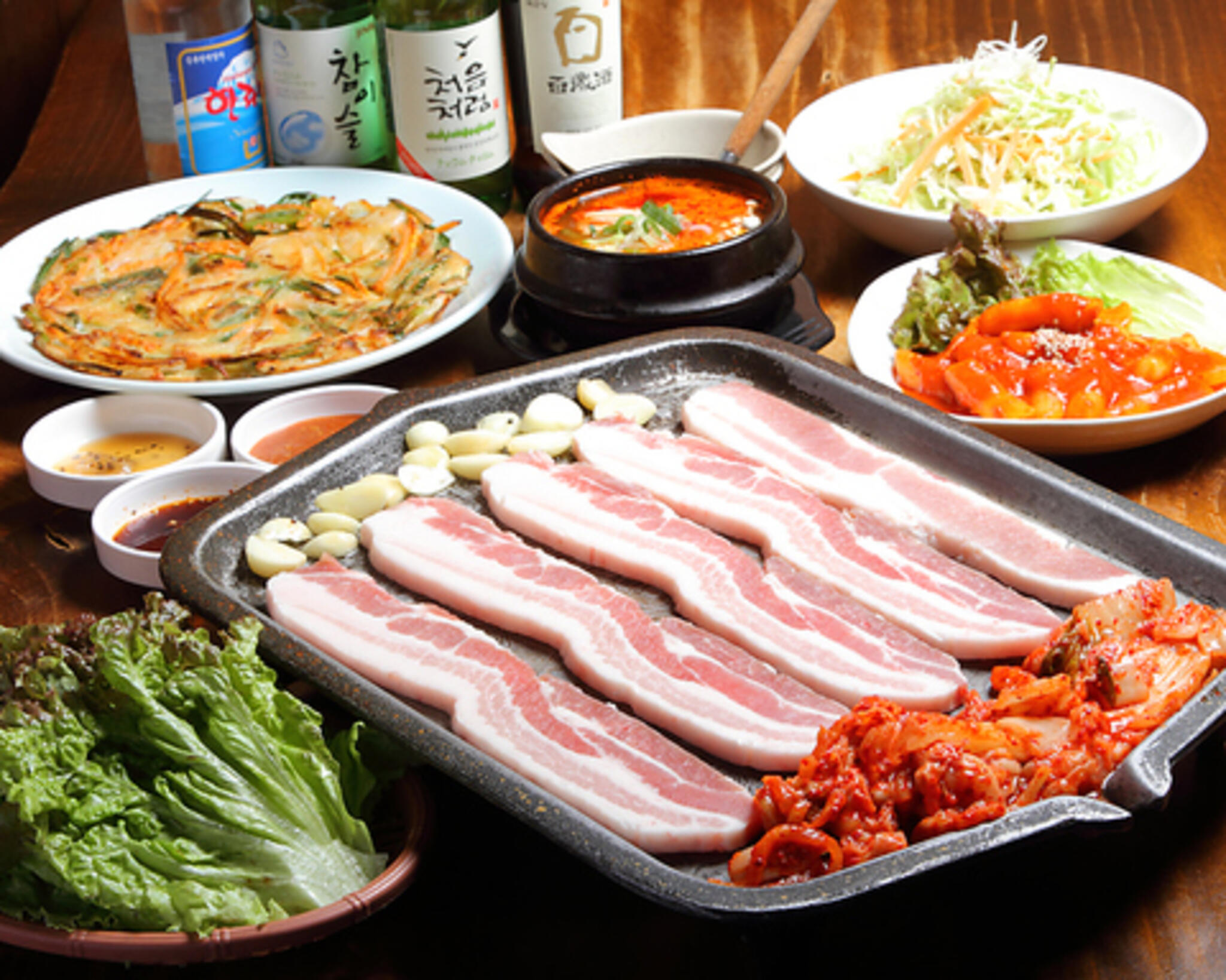 韓国家庭料理・韓国居酒屋 ハンアリの代表写真1