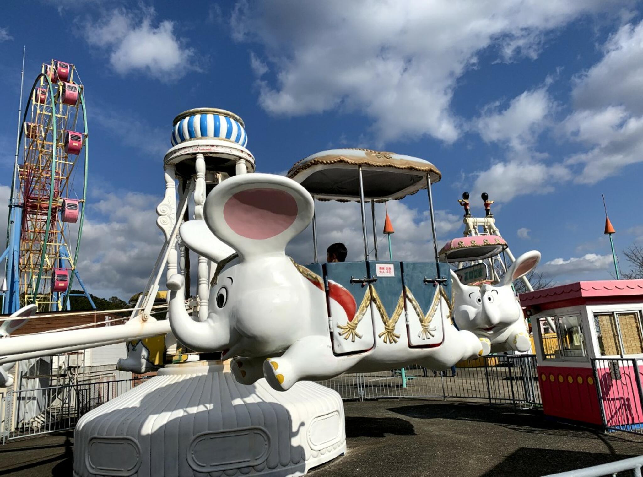 森とリスの遊園地 メルヘン村の代表写真3