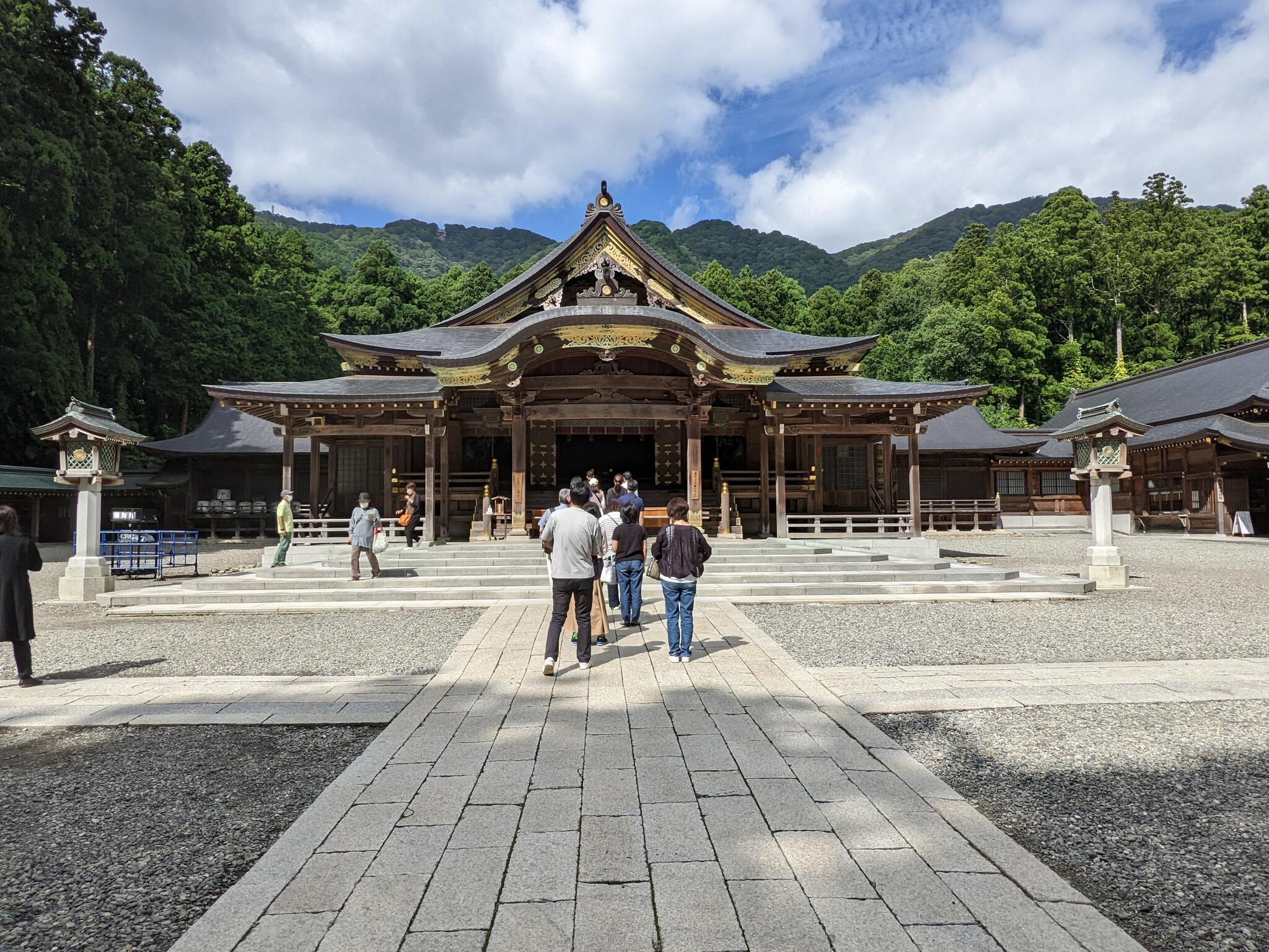 越後一宮 彌彦神社の代表写真6