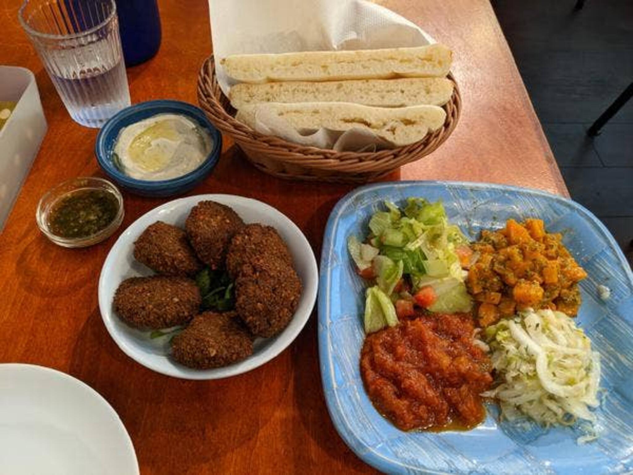 イスラエル料理 食べ放題 シャマイム 江古田の代表写真1