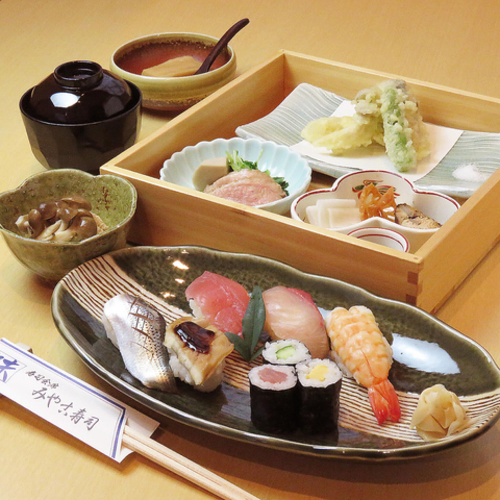みやこ寿司の代表写真1