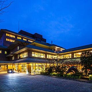 KKRホテル熊本(国家公務員共済組合連合会 熊本共済会館)の写真1