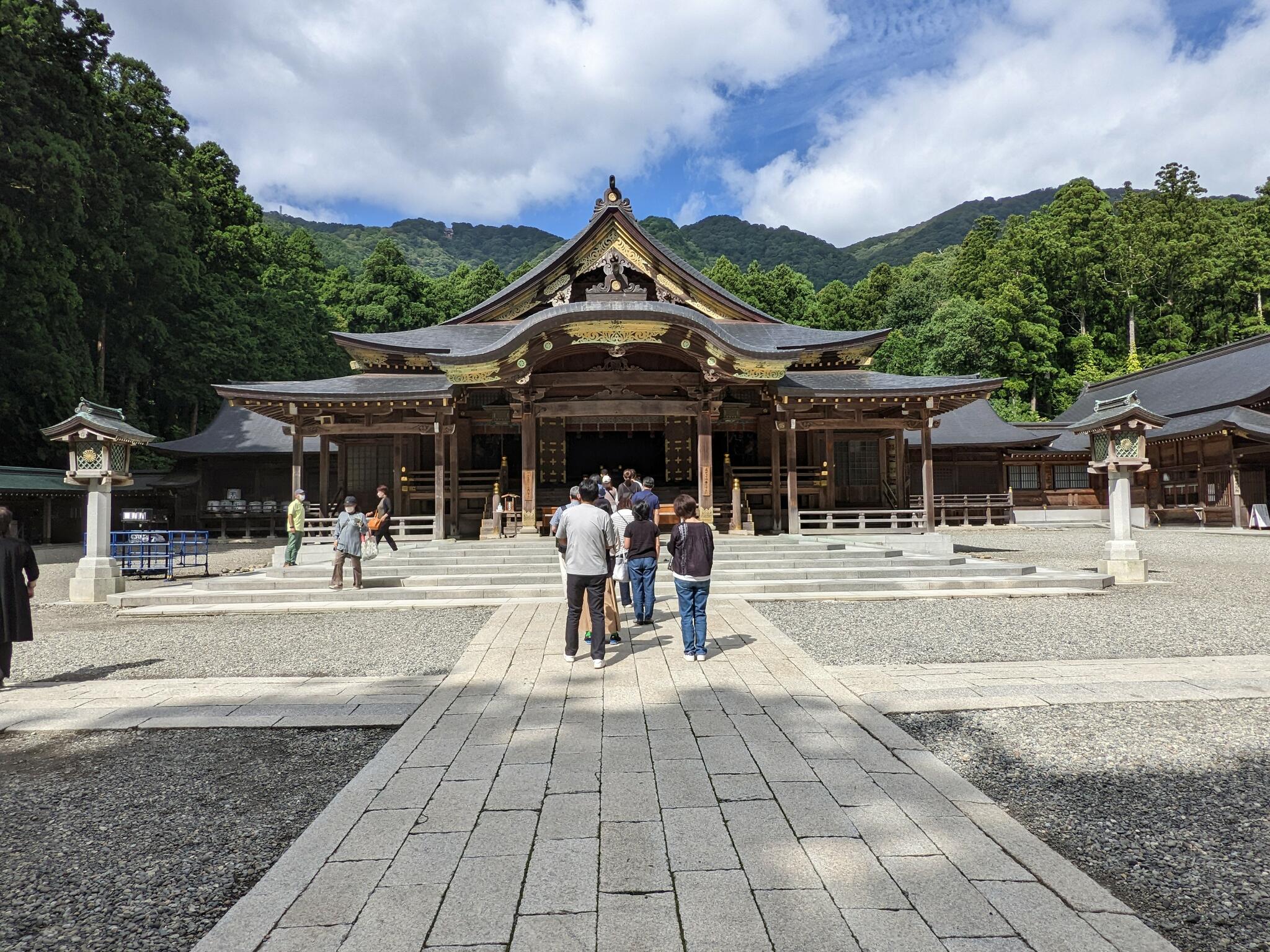 越後一宮 彌彦神社の代表写真7