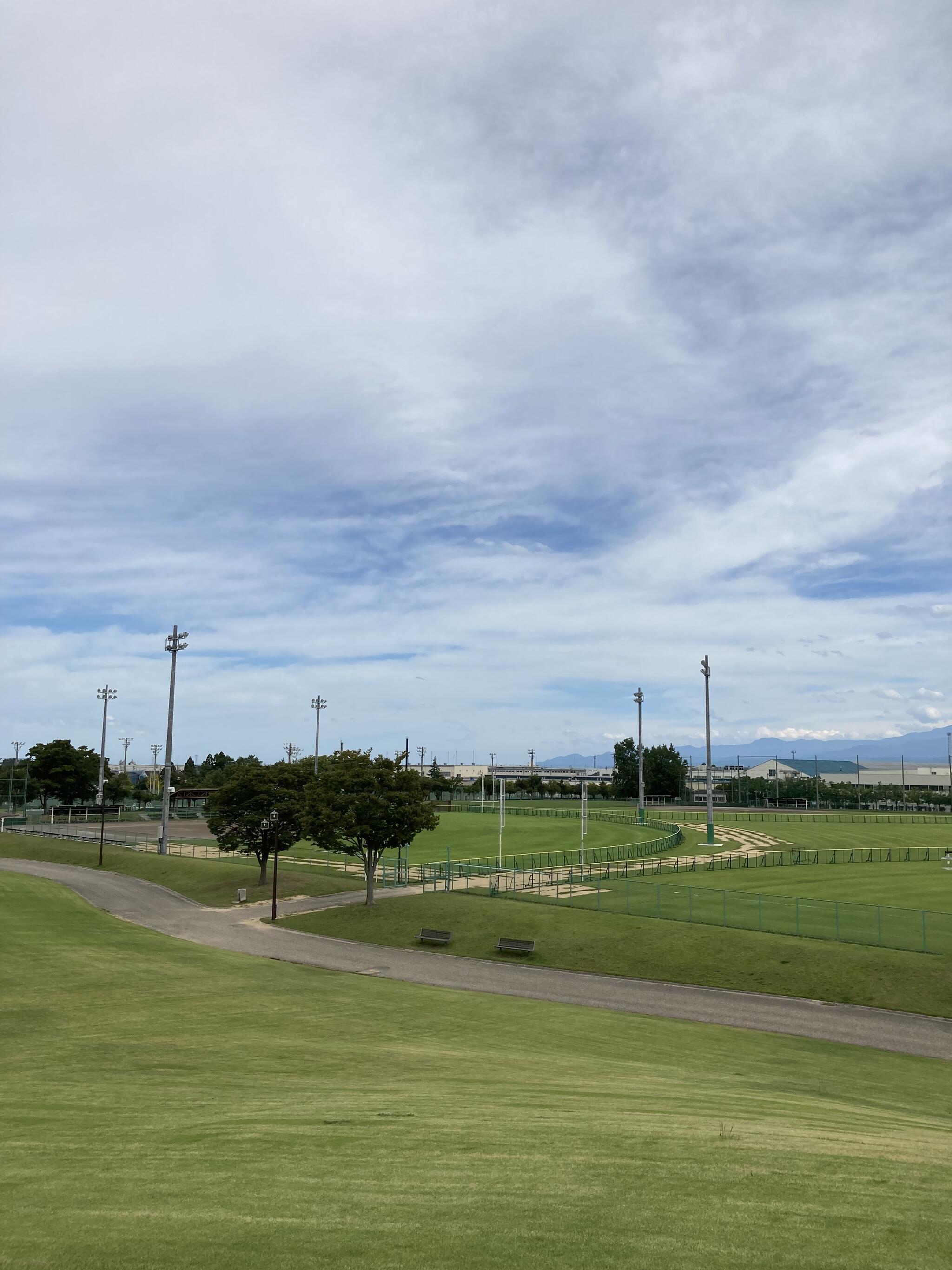 富山県岩瀬スポーツ公園ソフトボール場の代表写真5