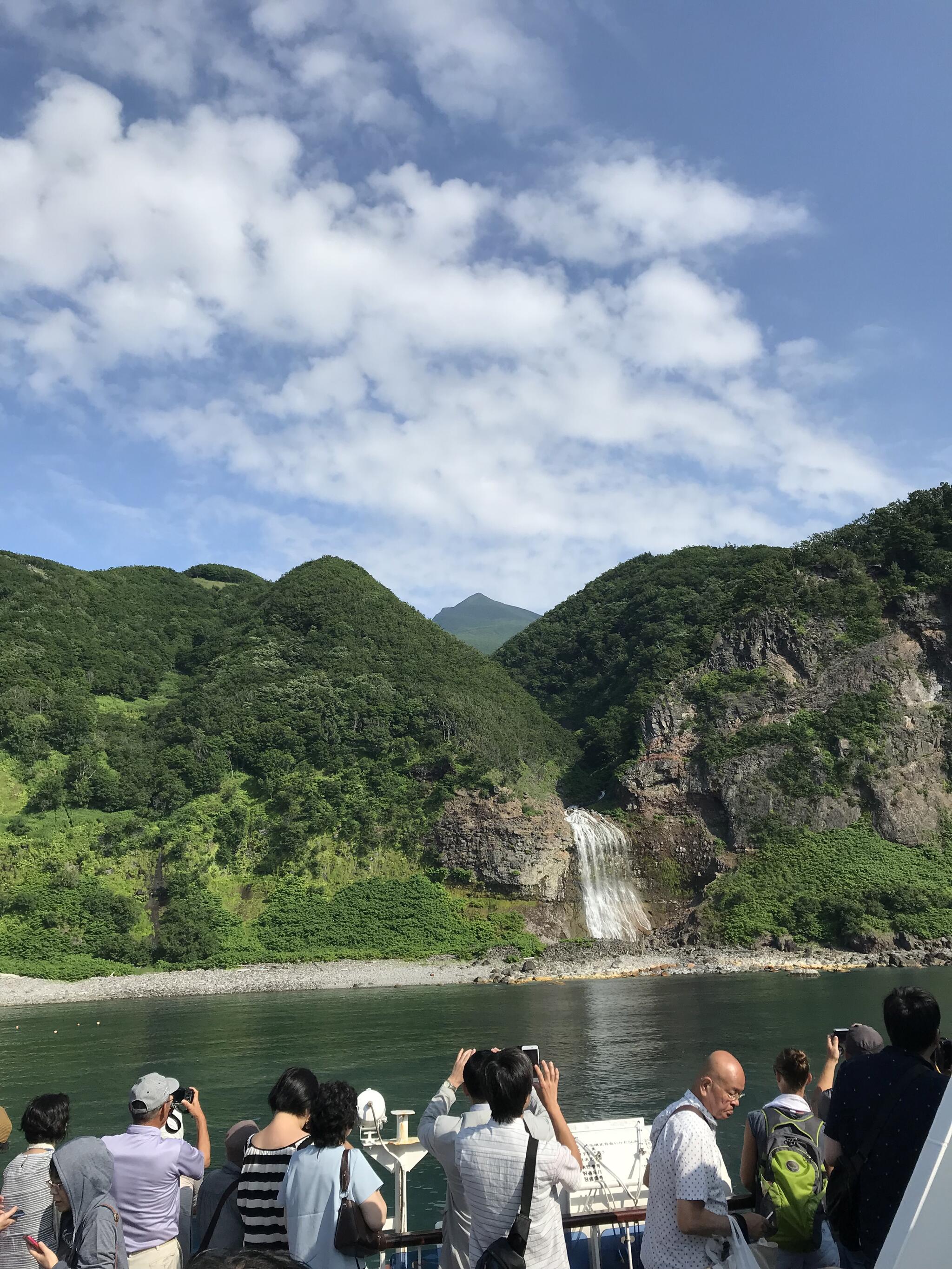 クチコミ : カムイワッカ湯の滝 - 斜里郡斜里町大字遠音別村/滝 | Yahoo!マップ