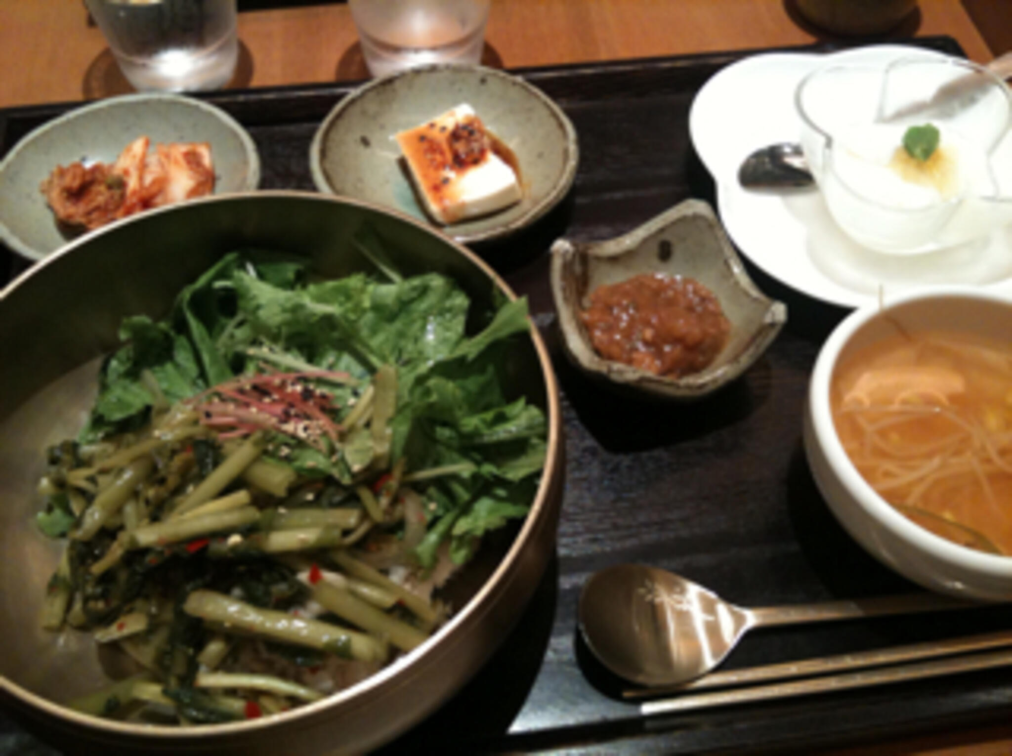 韓国料理スランジェ 新宿の代表写真1