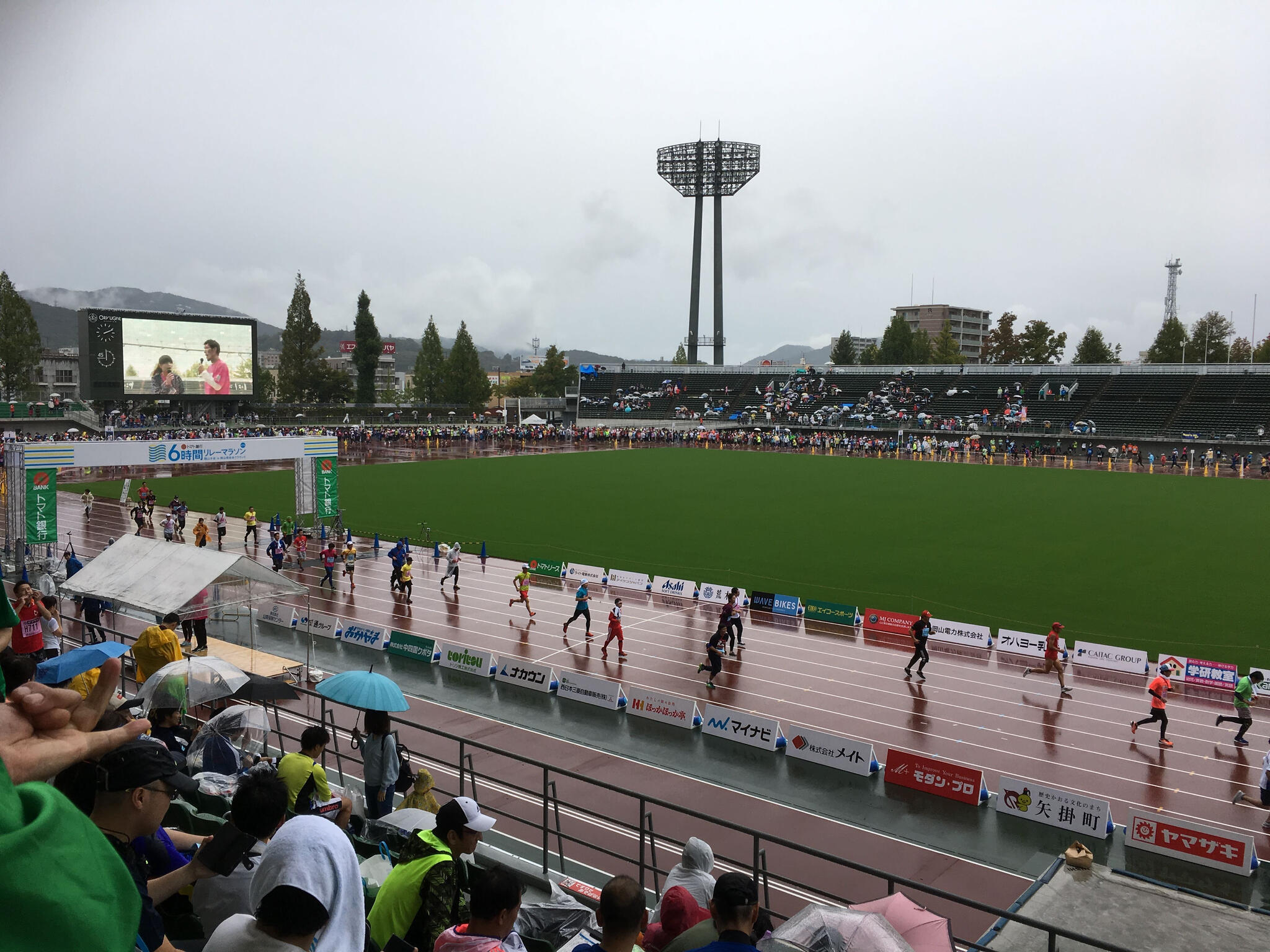 岡山県 陸上競技場の代表写真7
