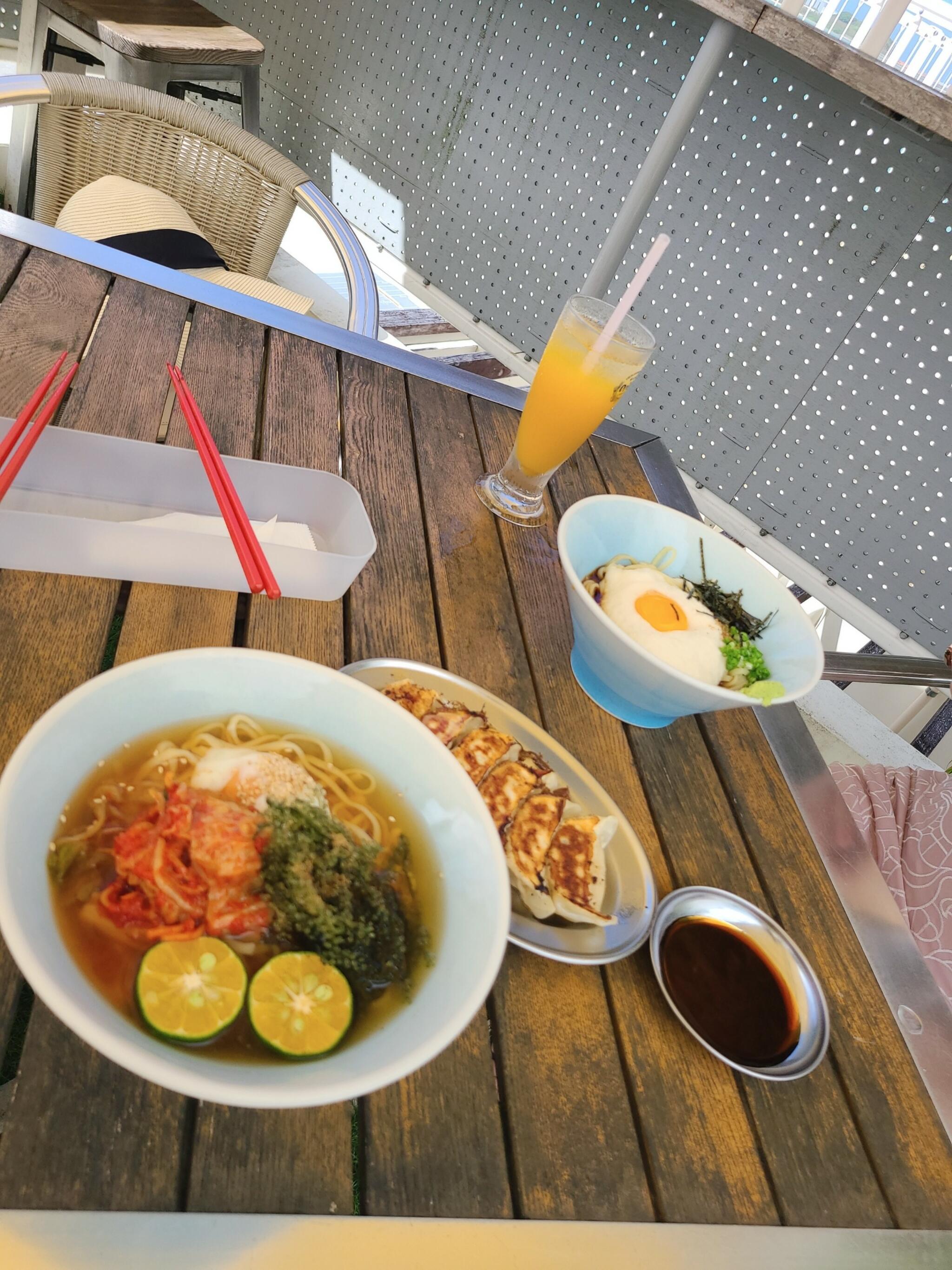 海とギョウザと沖縄そば　カプリシャス食堂の代表写真3