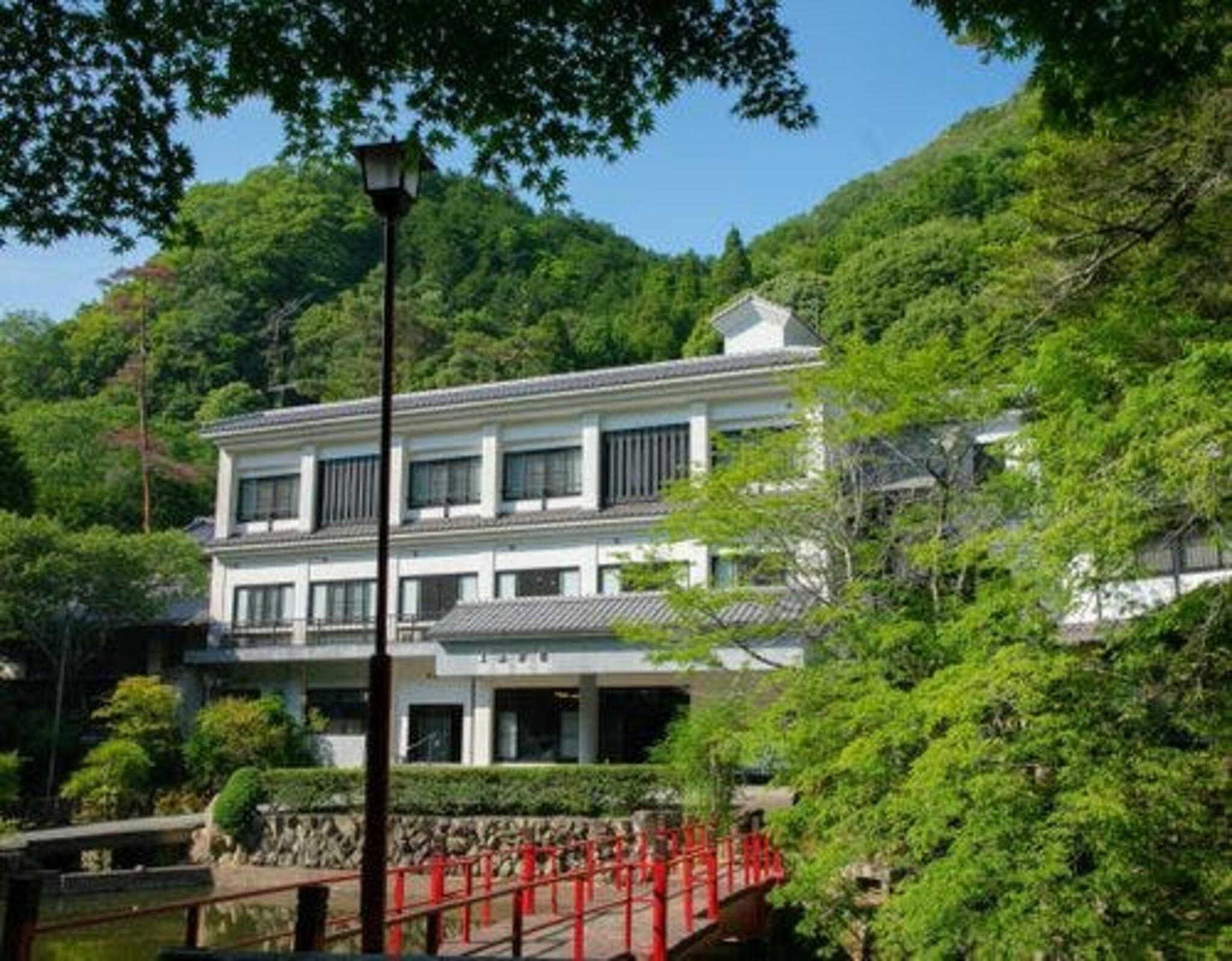 湯元 上山旅館の代表写真1