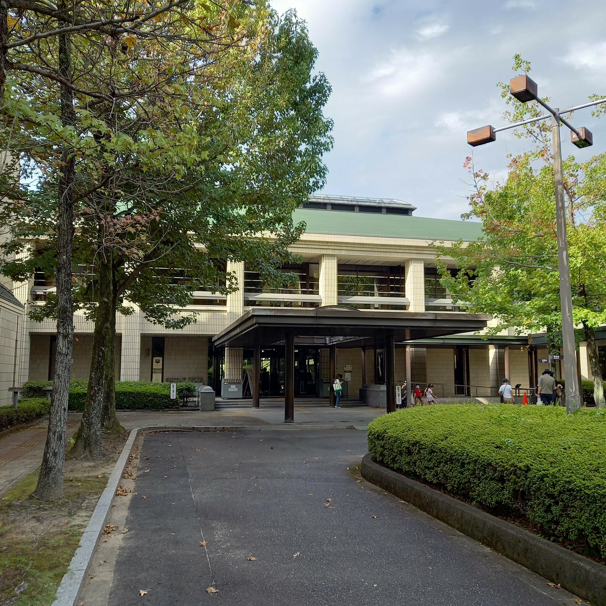 滋賀県立図書館の代表写真5