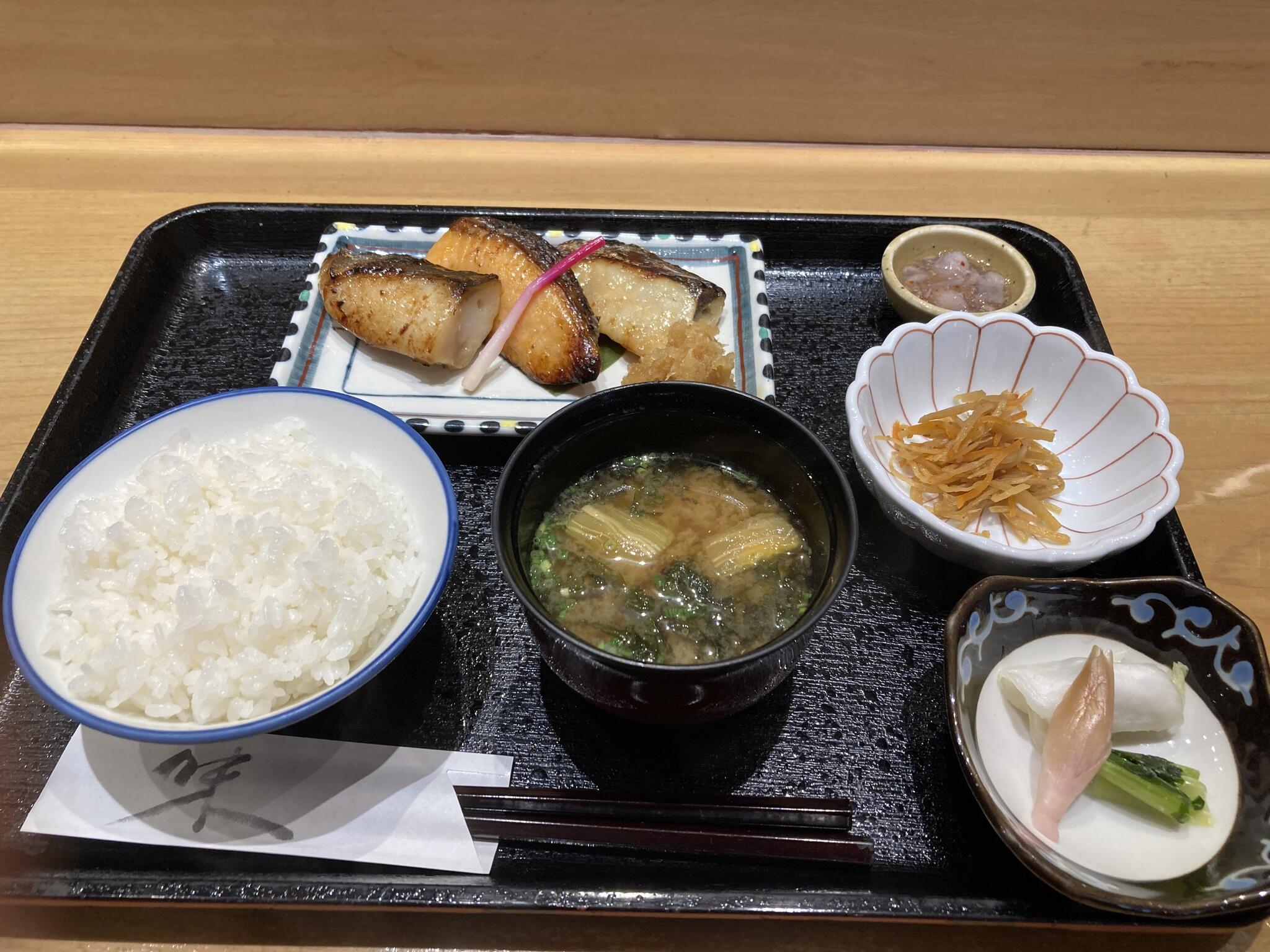日本料理 魚久 本店の代表写真4