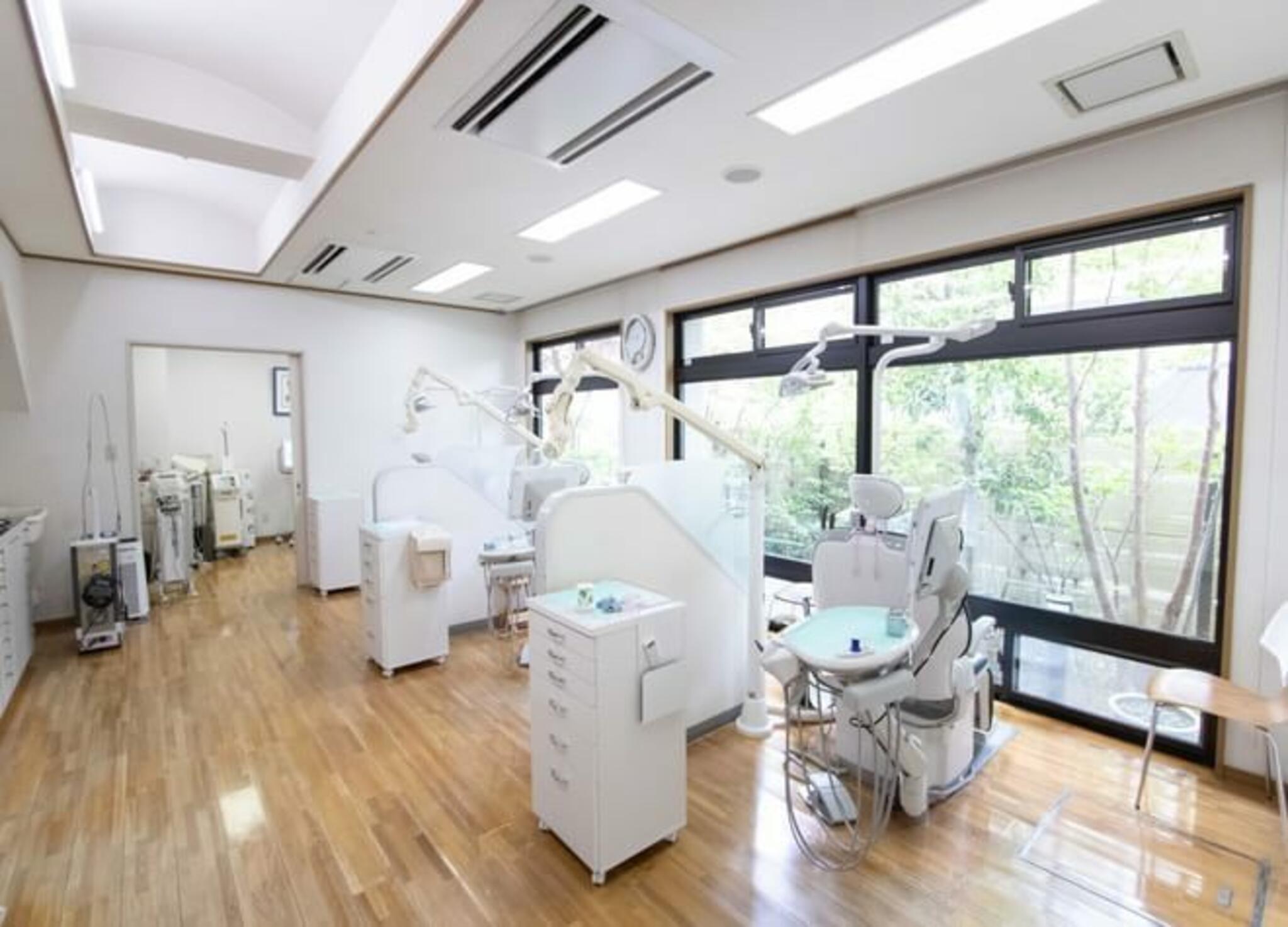 秋山歯科・矯正歯科医院の代表写真8