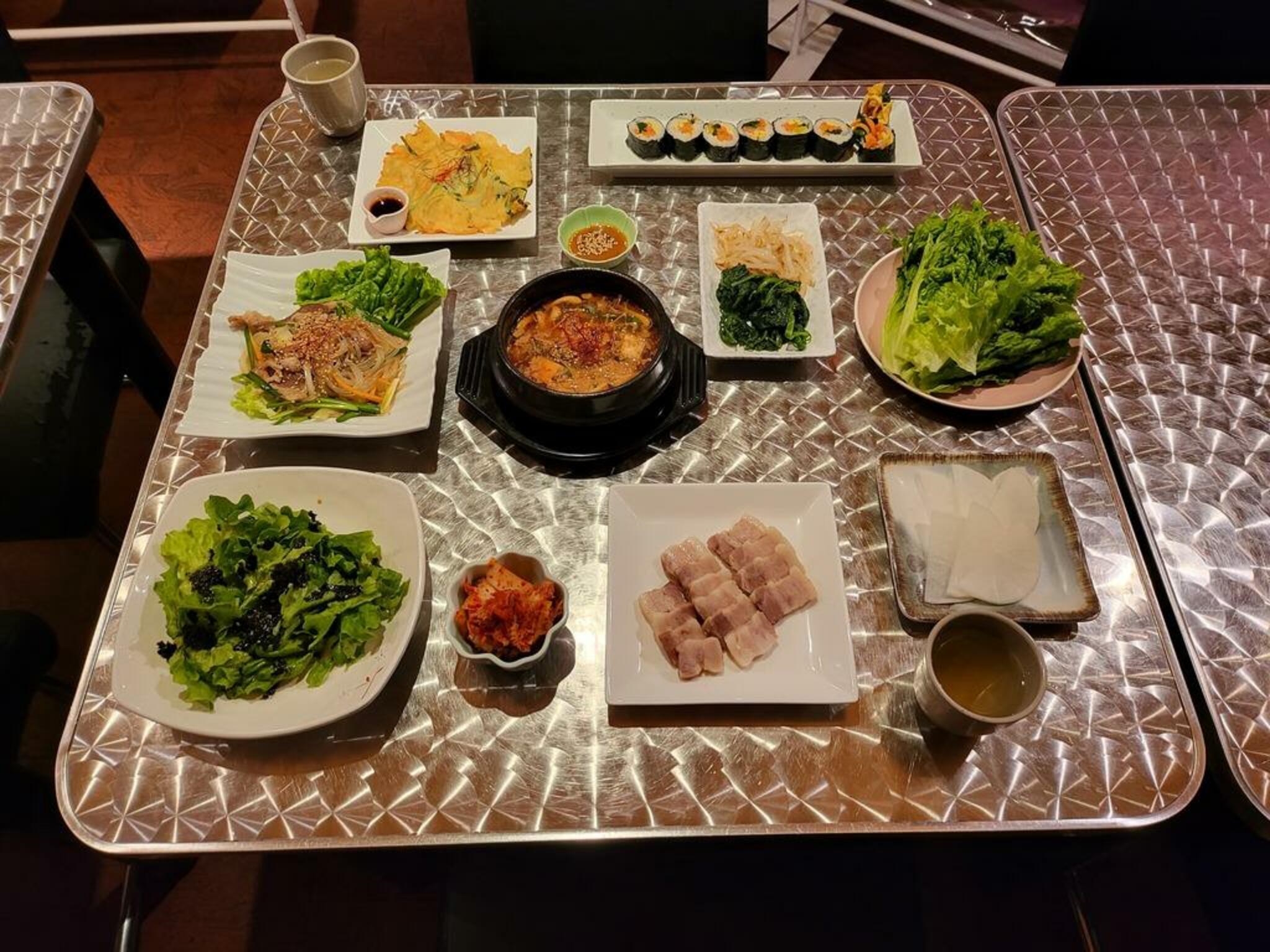 韓国母の旨辛味 ちょるほん鍋の代表写真10